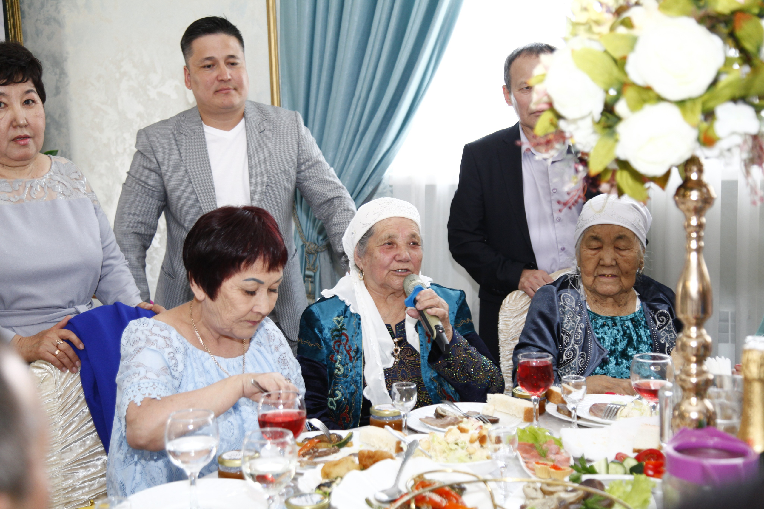 Торжества. Sandina.pro — репортажная, портретная и свадебная съемка в Санкт-Петербурге