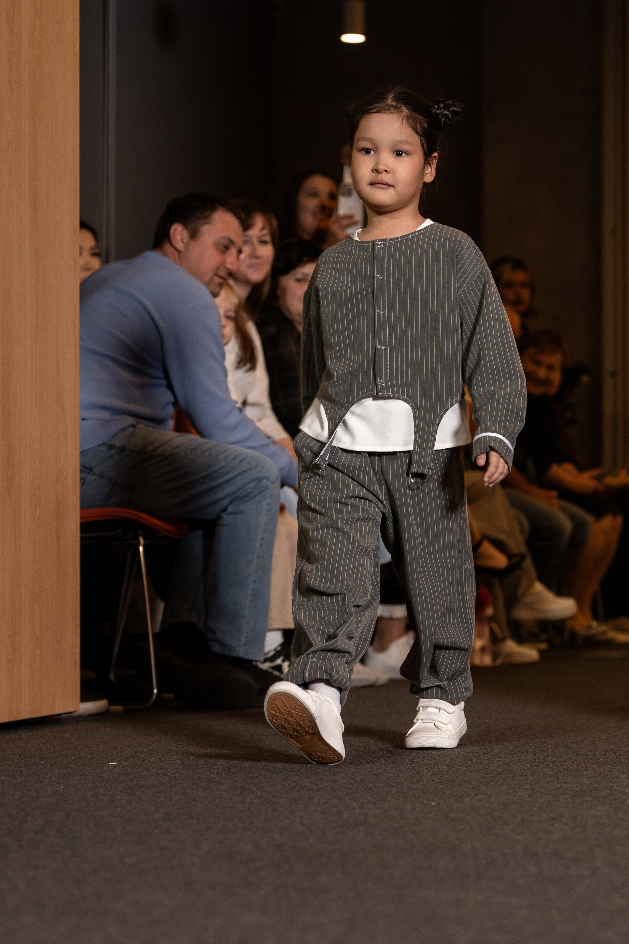 Brand Mila_R. Сайт Алматинского НЮ АРТ, будуар и фэшн фотографа Дениса Карпенко