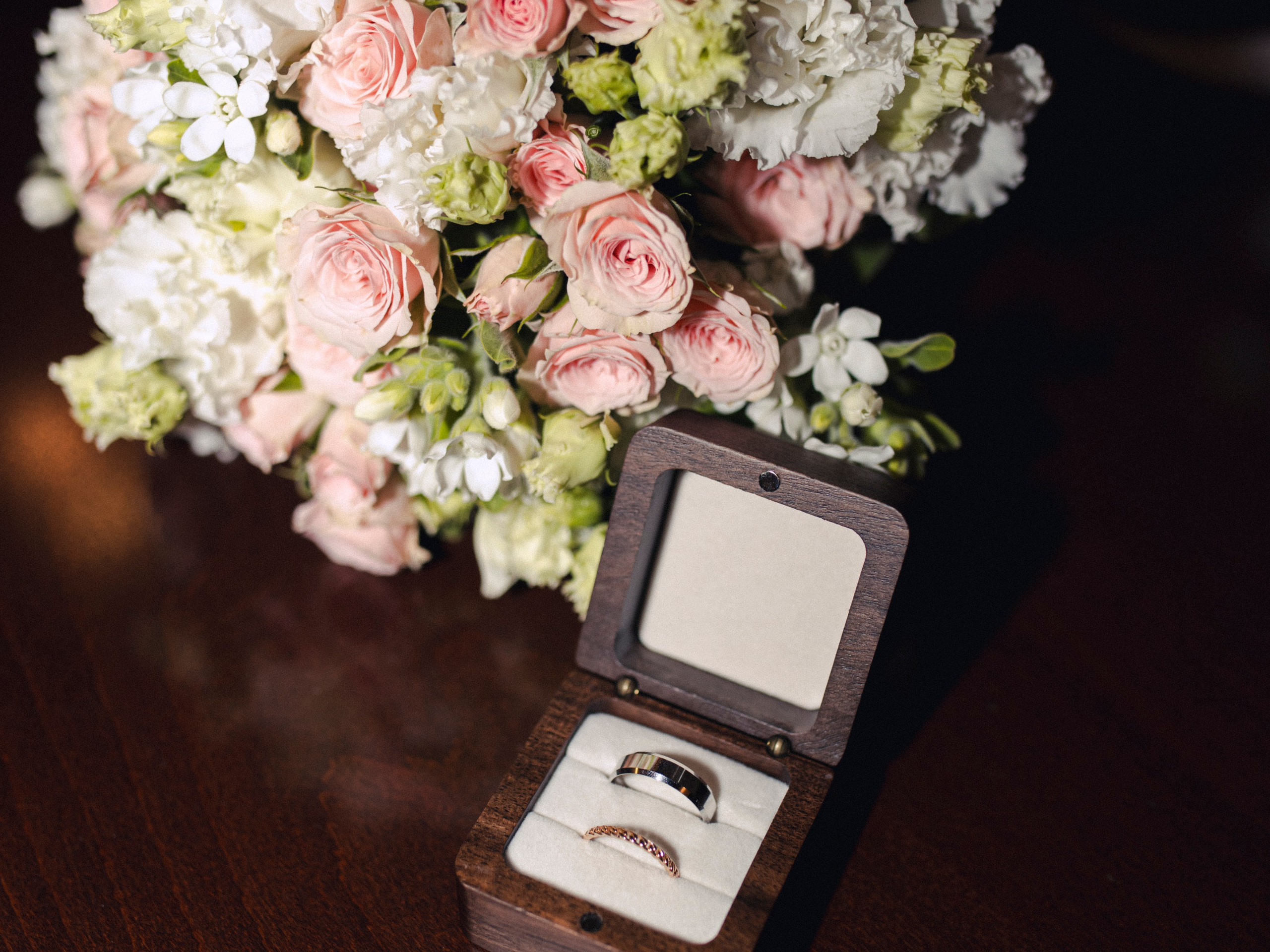 Загс Петроградки + ботанический сад. Фотограф СПБ Засорина Юлия