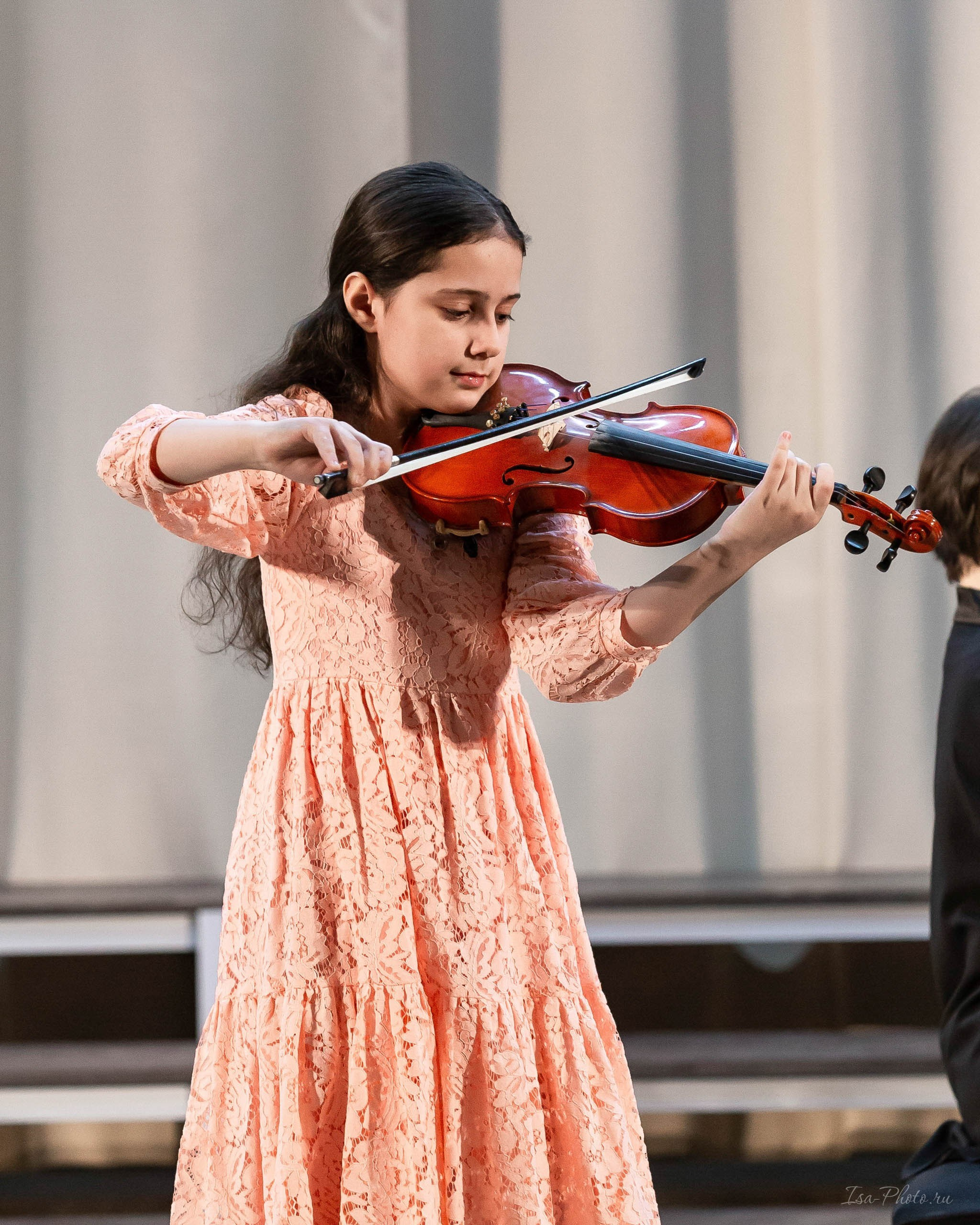 Отчётный концерт ДШИ им. Н.А. Римского-Корсакова. Струнный отдел. Репортажный фотограф в Москве