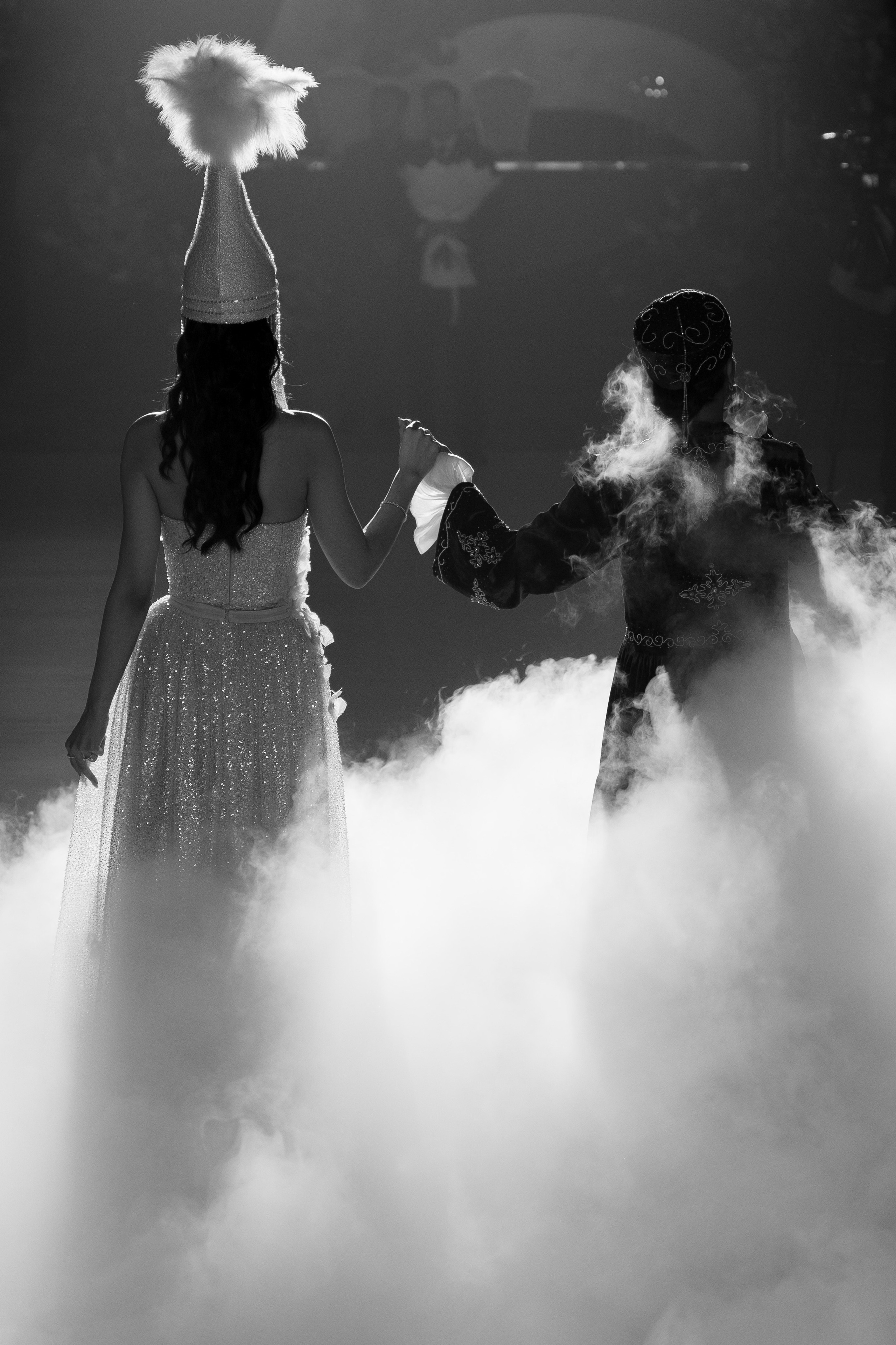 Ay-Dana Uzatu. ___________________________________________________