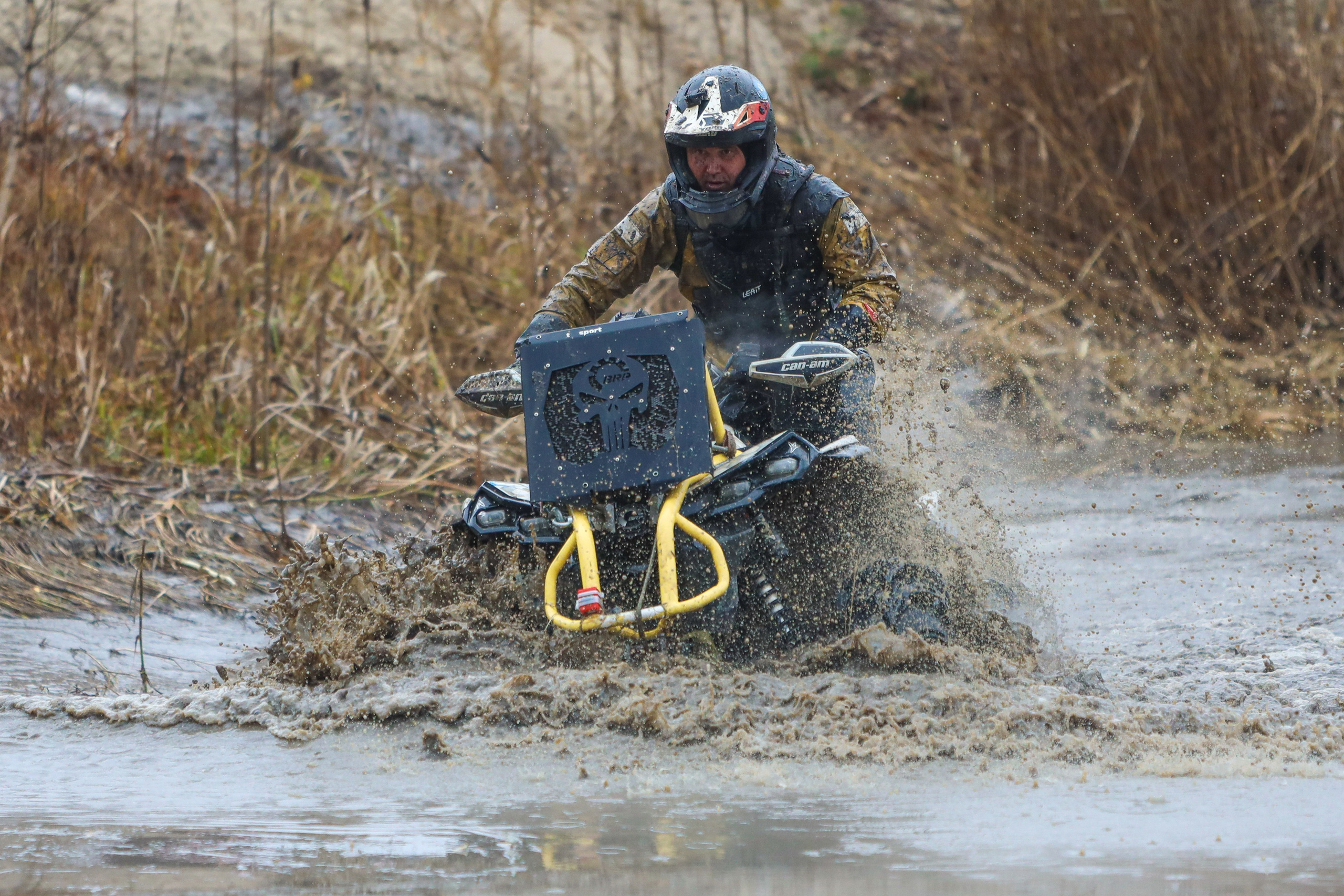 Гонки на квадроциклах Грязевое кольцо. Спортивный фотограф в Самаре