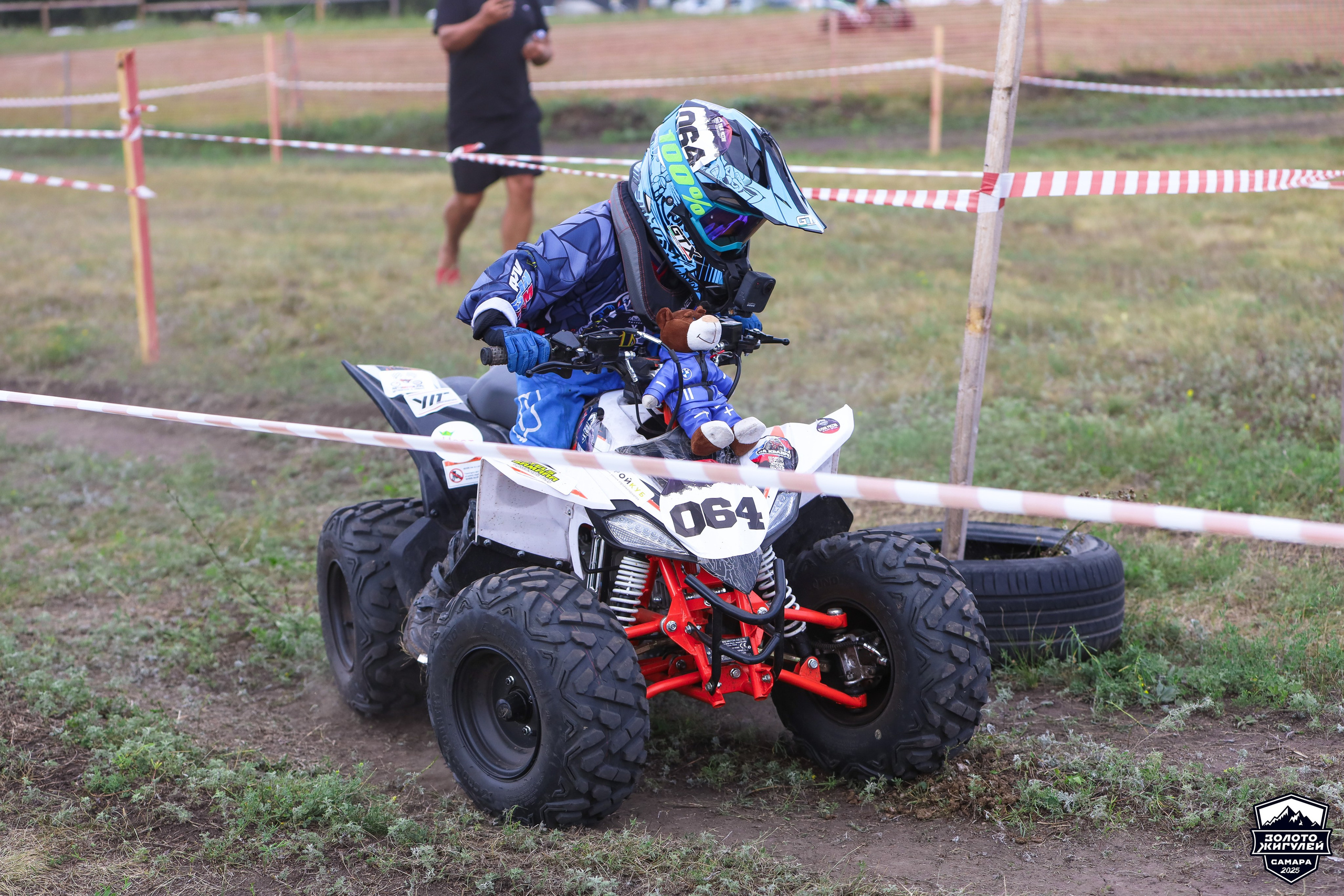 Заезды «МИНИ ДЕТИ» и «МАКСИ ДЕТИ». Кубок России по гонкам с водными препятствиями на квадроциклах «Золото Жигулей 2025». Спортивный фотограф в Самаре