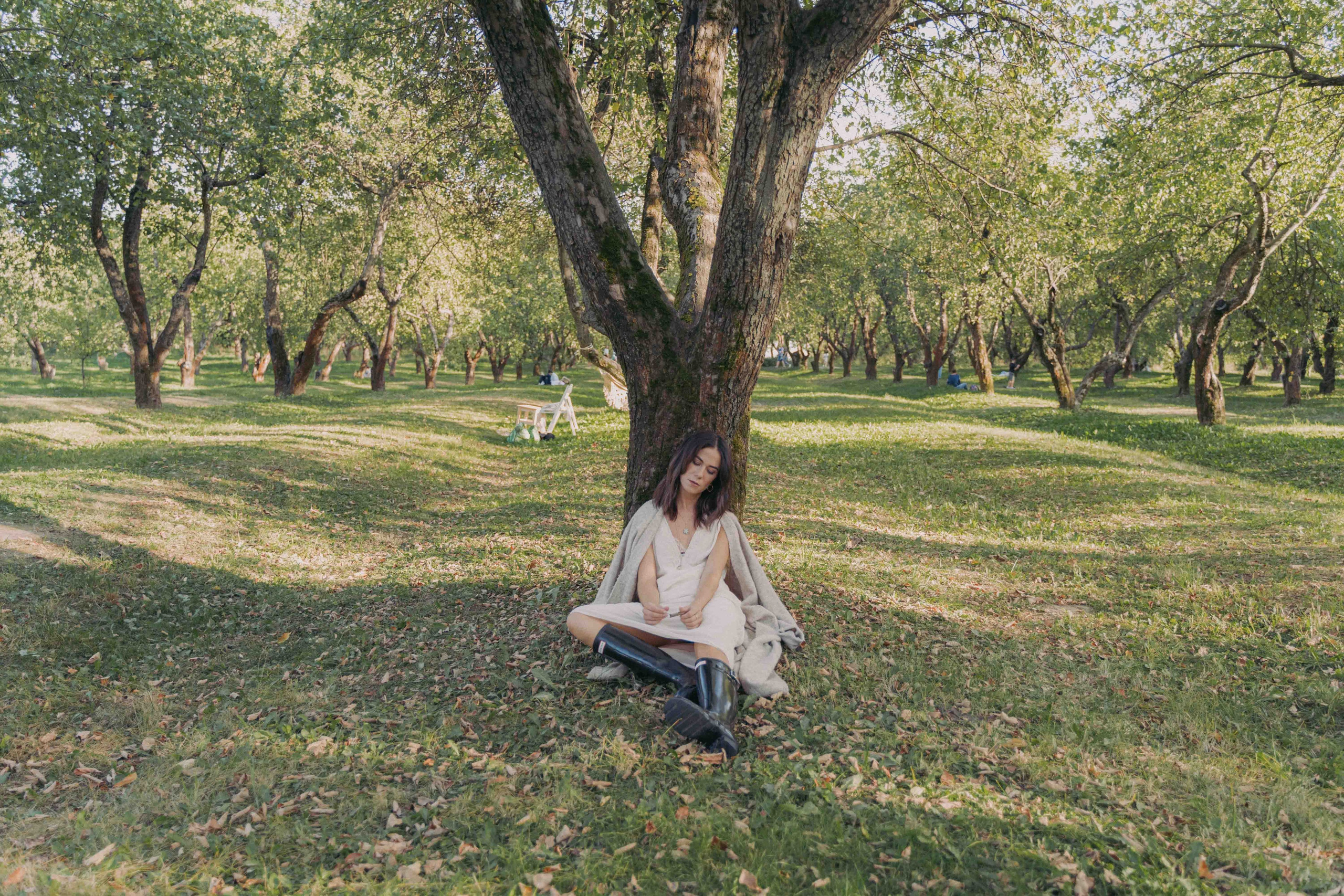 Яблоневый сад и гамак. Фотограф и видеограф в Москве и Абу Даби Мария Кулагина