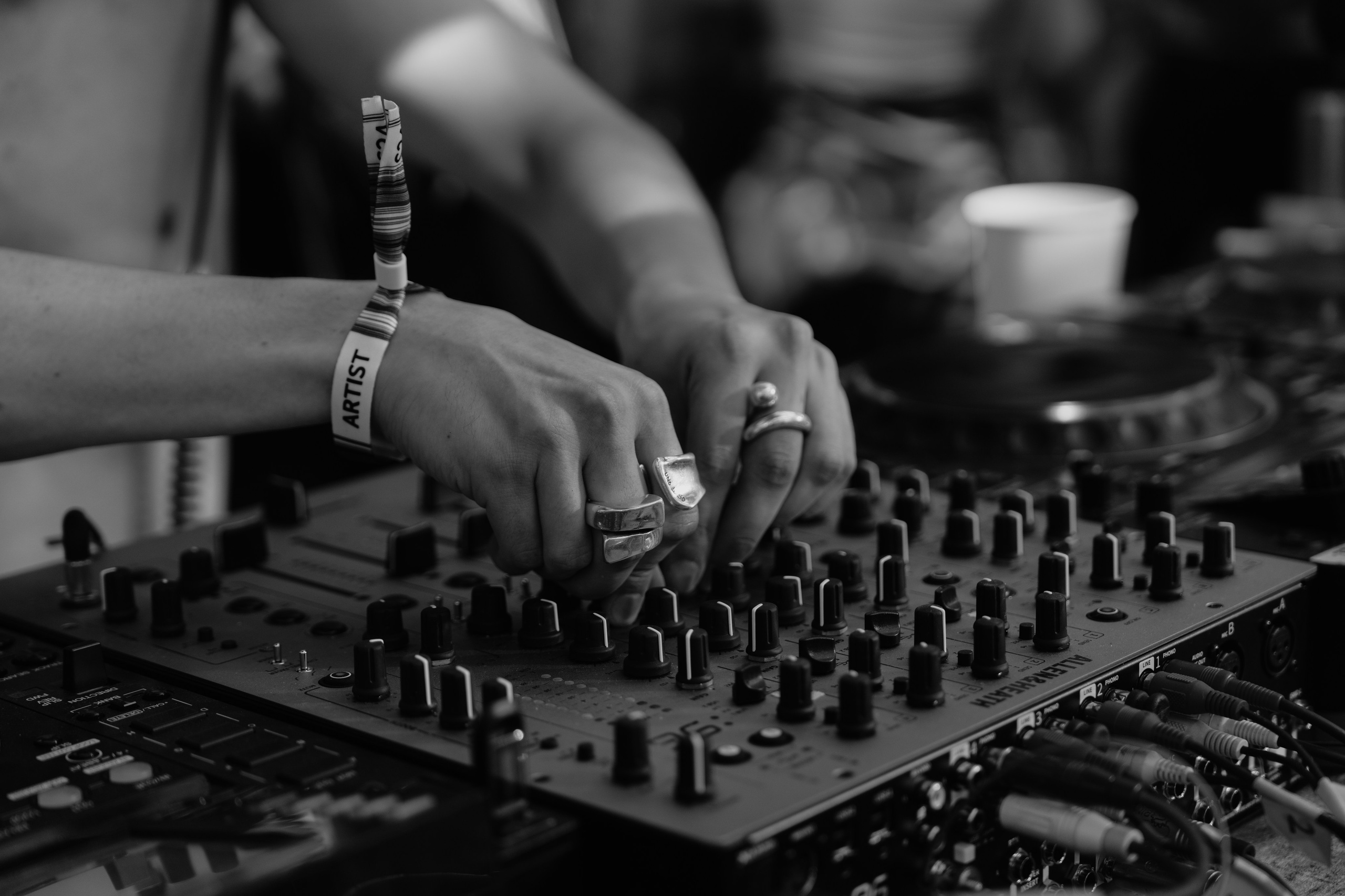 Signal 2024. @tomrus: Рустам Шагиморданов — фотограф