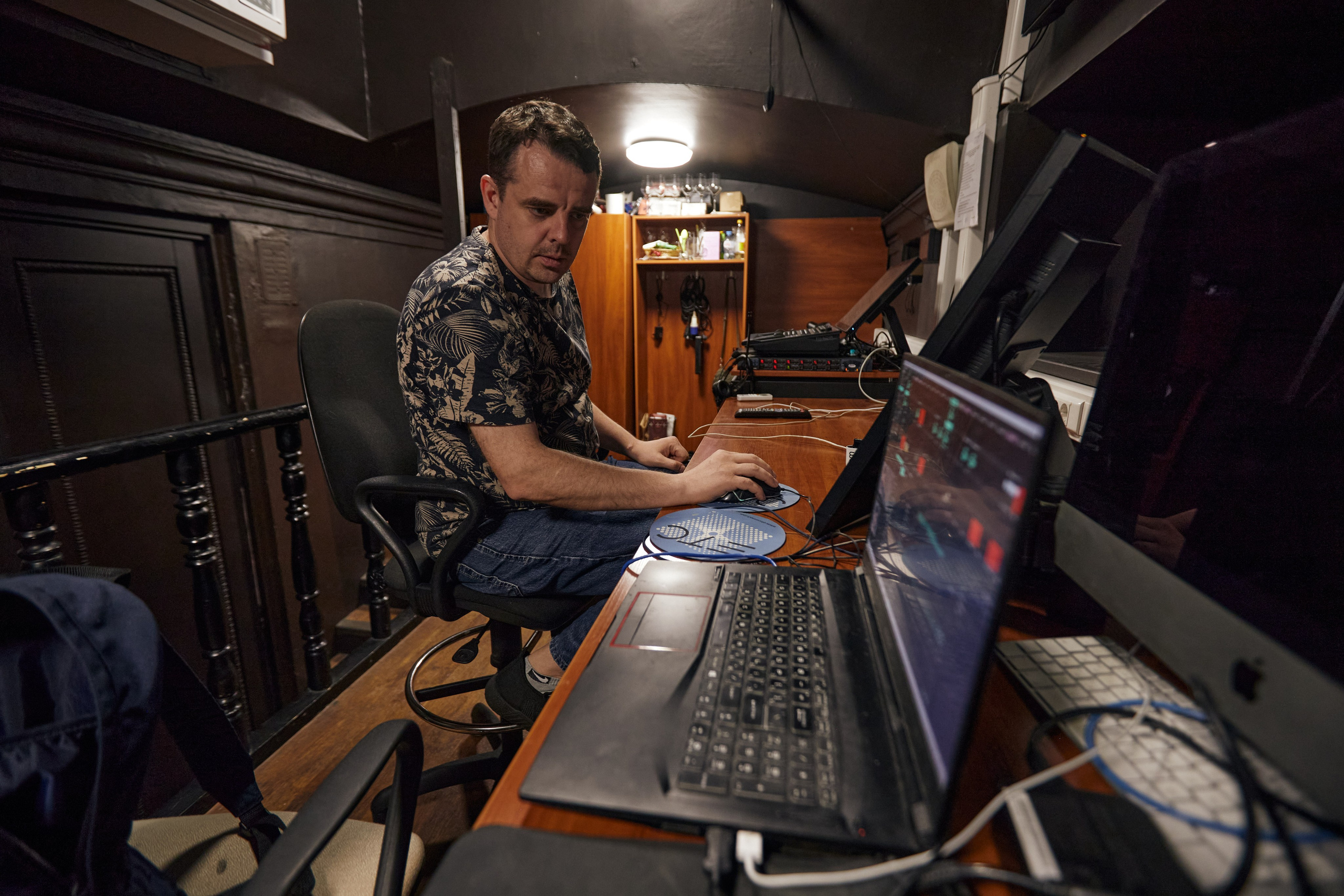 Гастроли Краснодарского театра драмы им. М. Горького в Москве, театр им. Е. Вахтангова. Фотограф Юлия Маринина