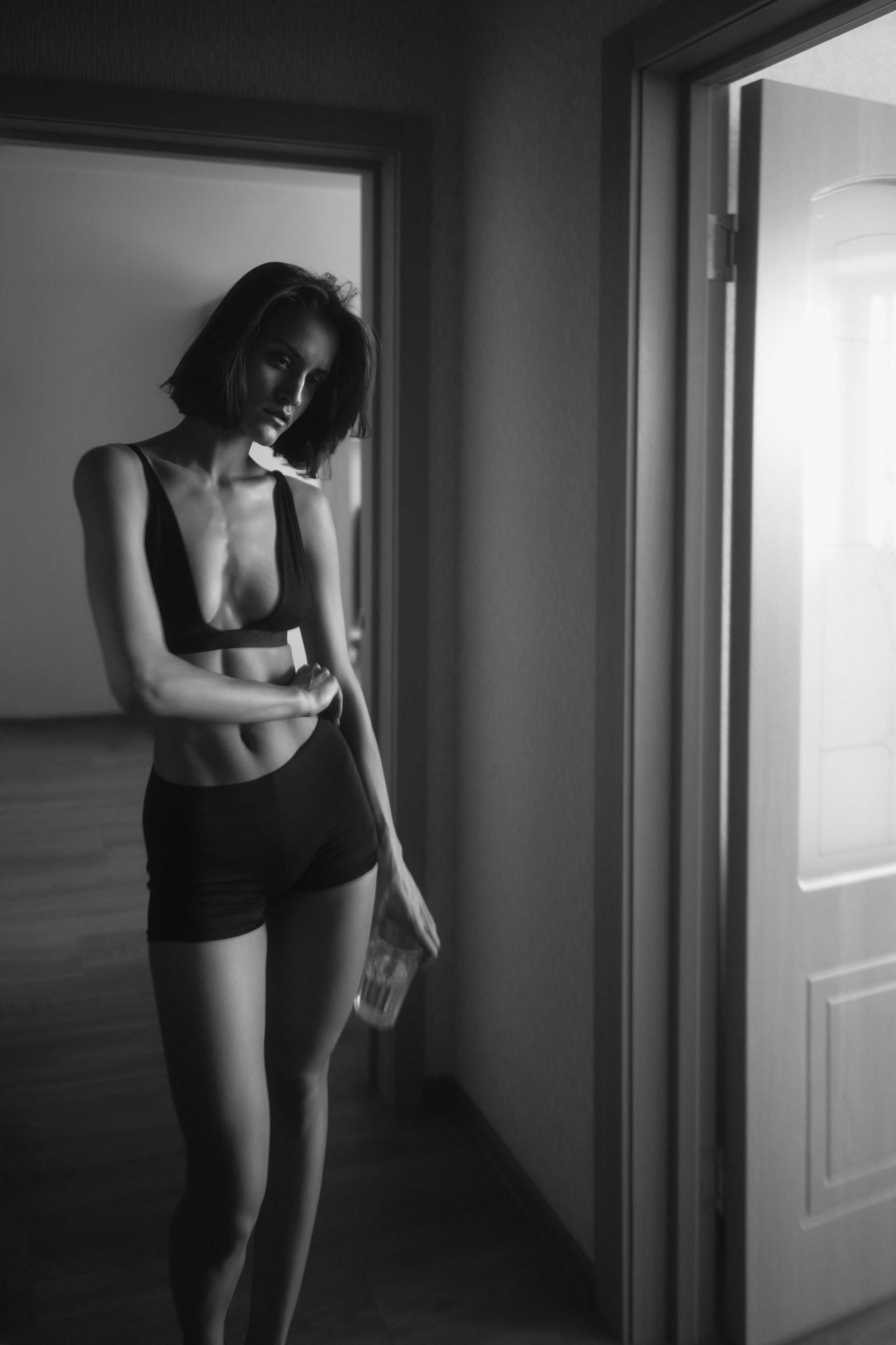 Home Photoshoot with Polina in Black and White — Anton Avanzato