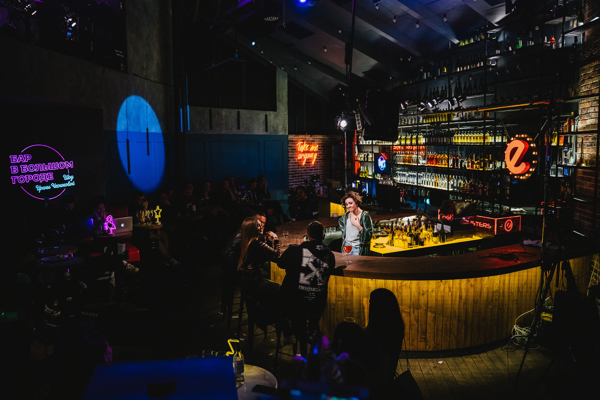 БЭКСТЕЙДЖ ШОУ «БАР В БОЛЬШОМ ГОРОДЕ». Репортажный и свадебный фотограф в Москве