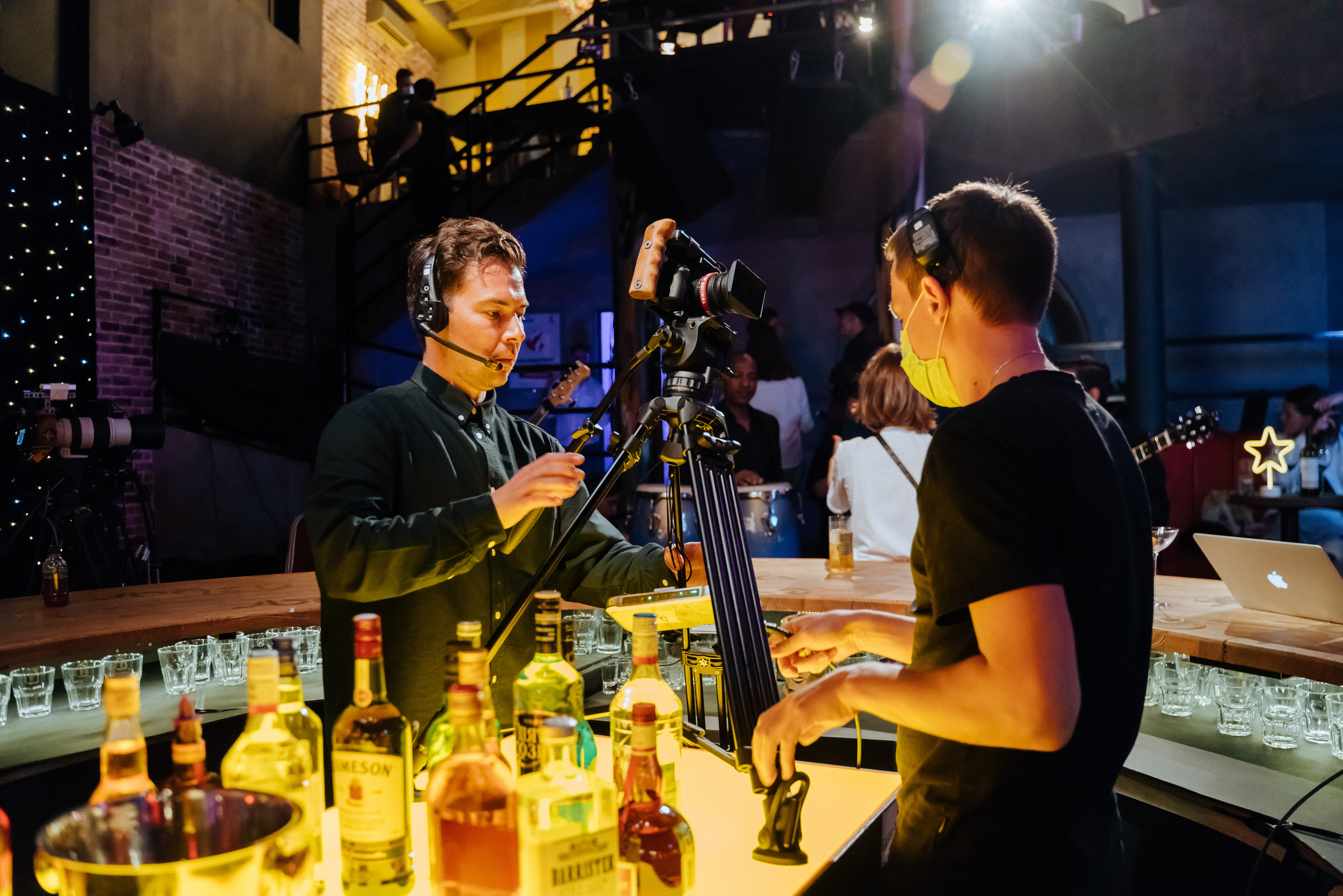 БЭКСТЕЙДЖ ШОУ «БАР В БОЛЬШОМ ГОРОДЕ». Репортажный и свадебный фотограф в Москве