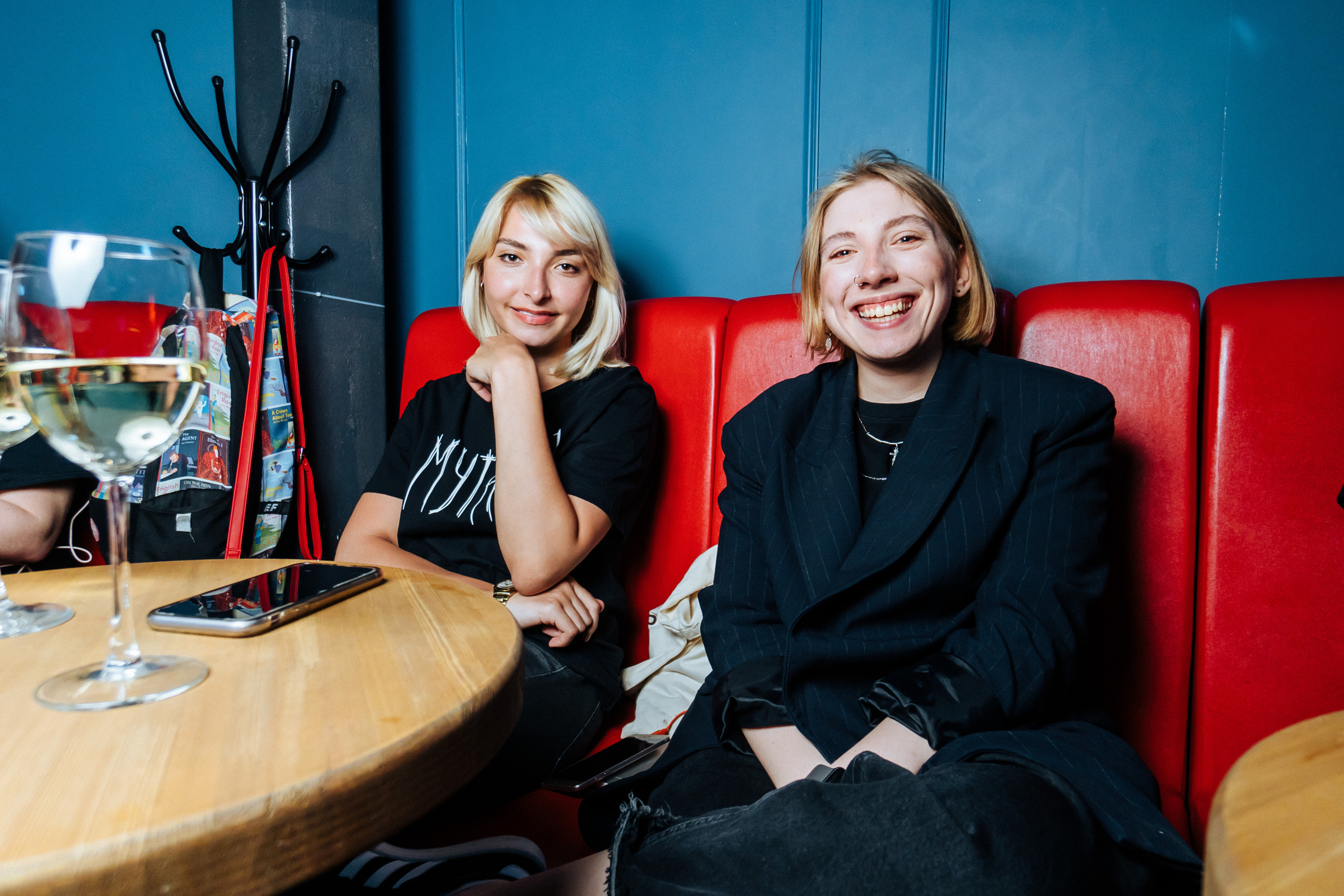 БЭКСТЕЙДЖ ШОУ «БАР В БОЛЬШОМ ГОРОДЕ». Репортажный и свадебный фотограф в Москве