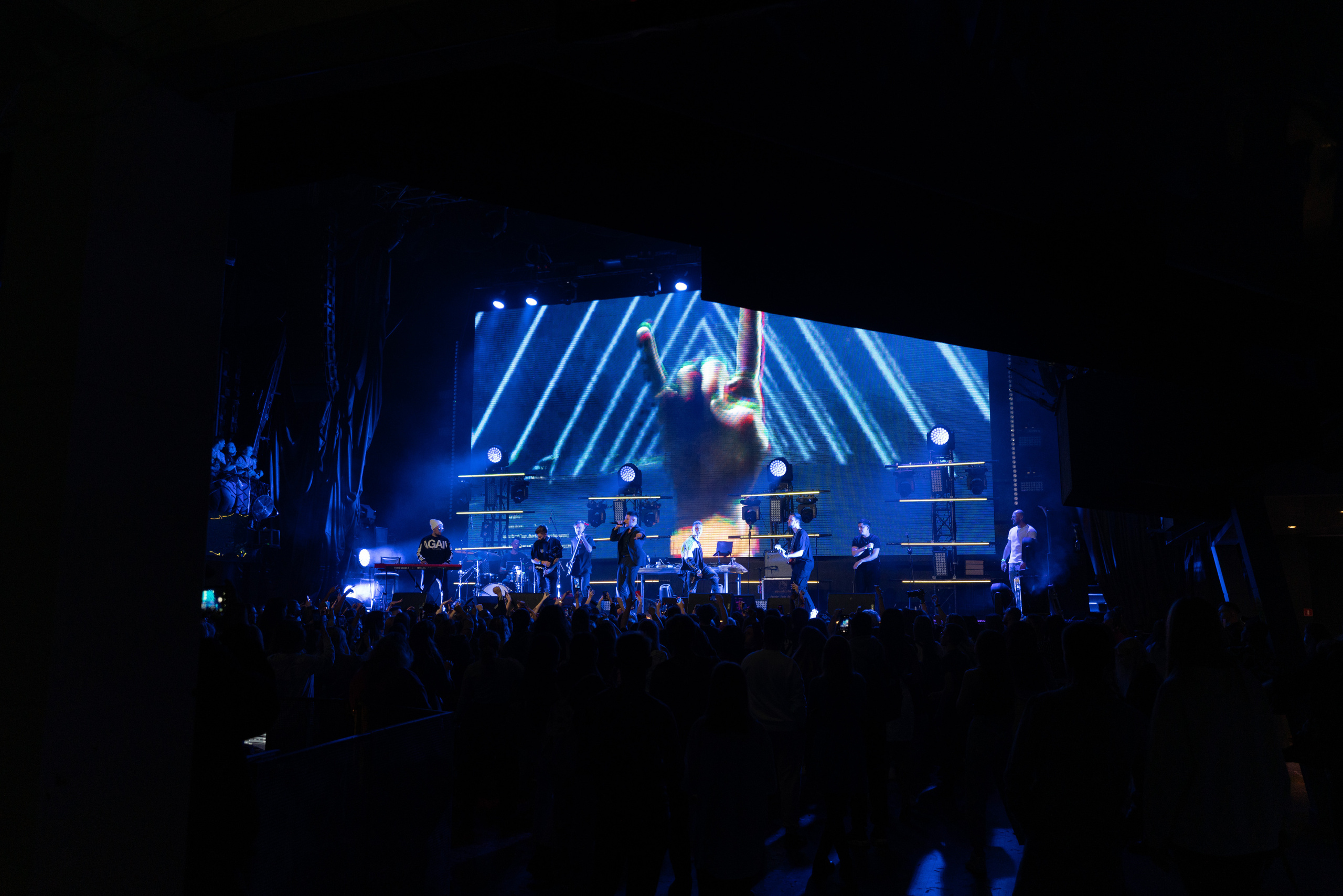 КОНЦЕРТ DAVA В ИЗВЕСТИЯ HALL. Репортажный и свадебный фотограф в Москве