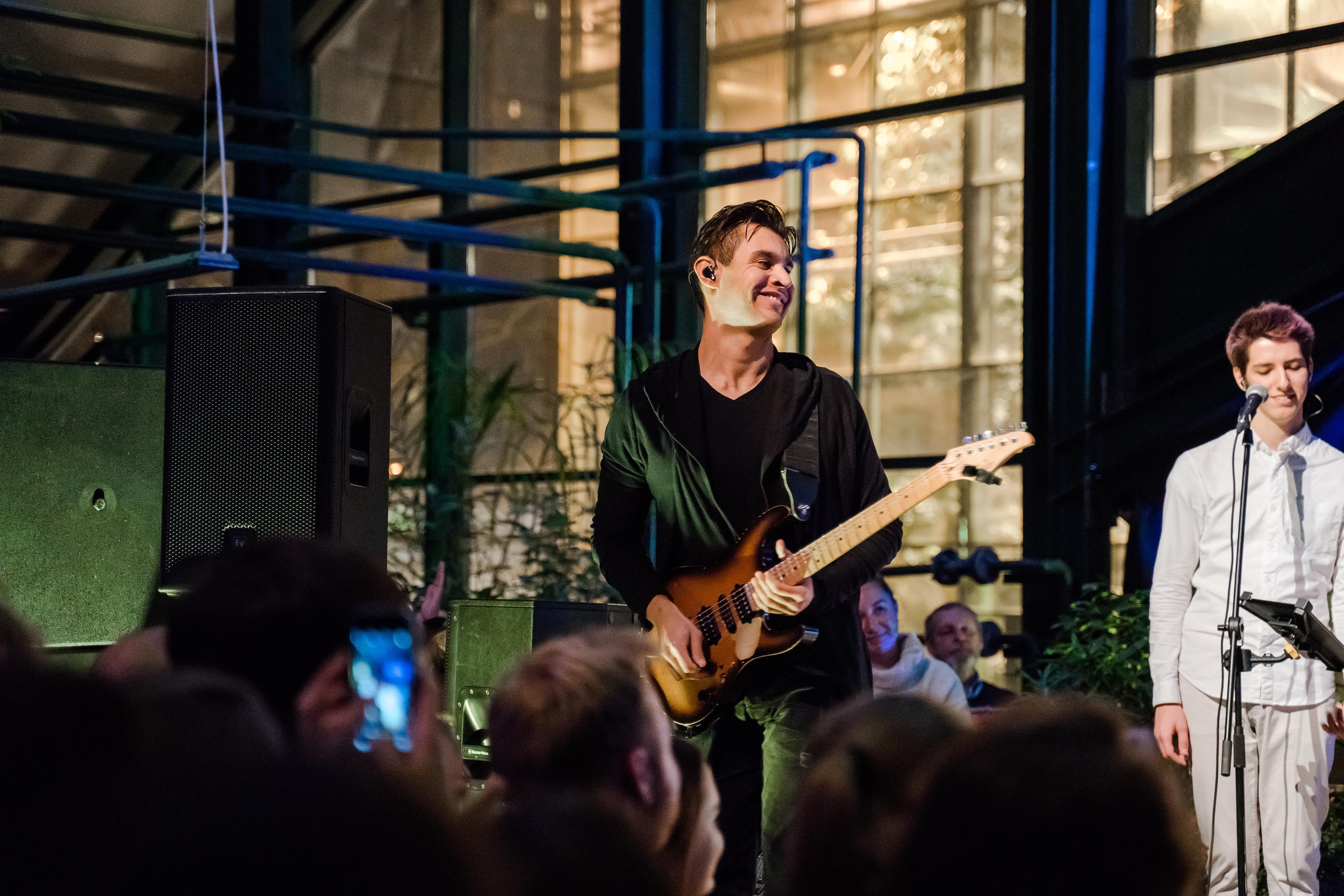 КОНЦЕРТ GAYANA В ОРАНЖЕРЕЕ. Репортажный и свадебный фотограф в Москве
