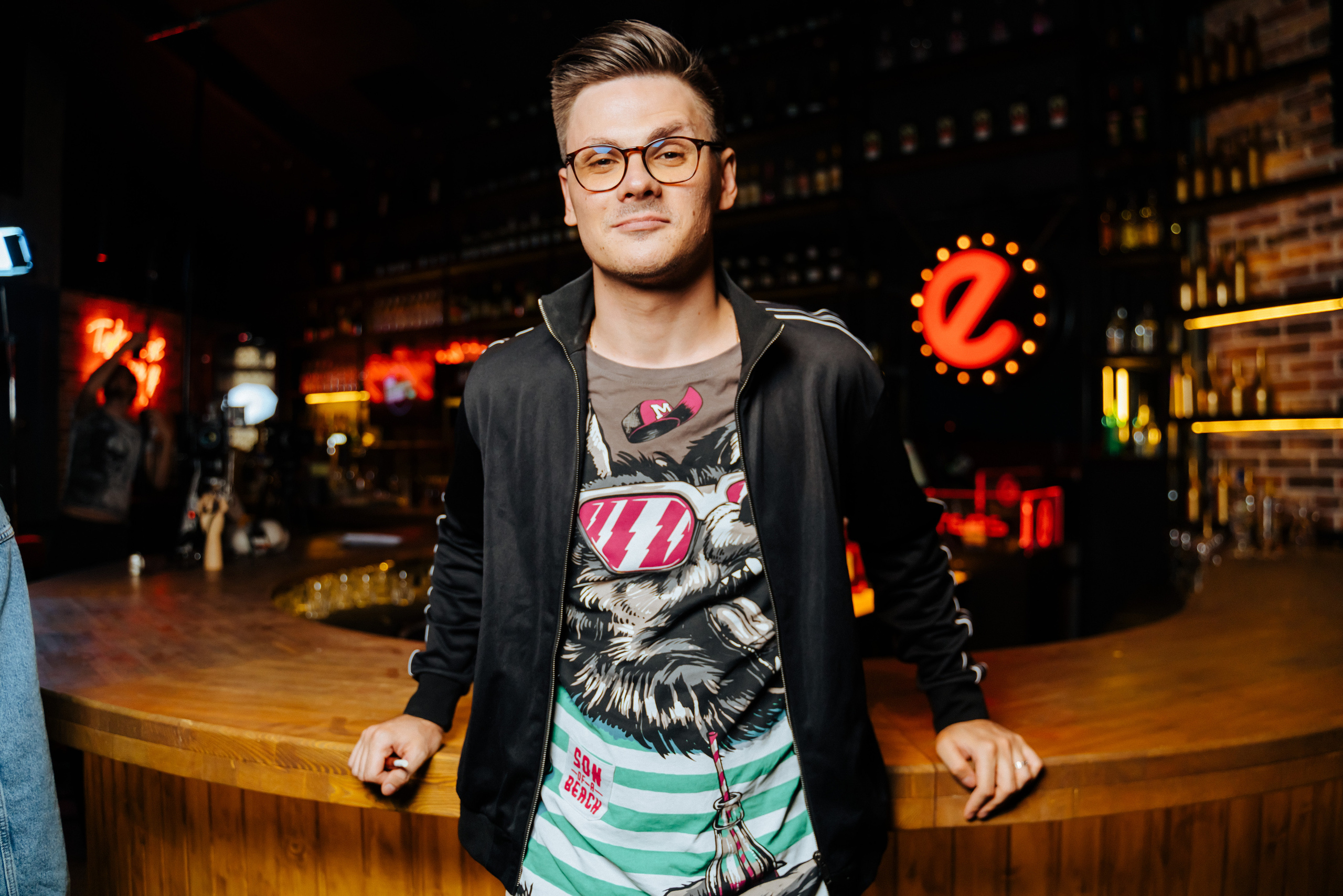 БЭКСТЕЙДЖ ШОУ «БАР В БОЛЬШОМ ГОРОДЕ». Репортажный и свадебный фотограф в Москве