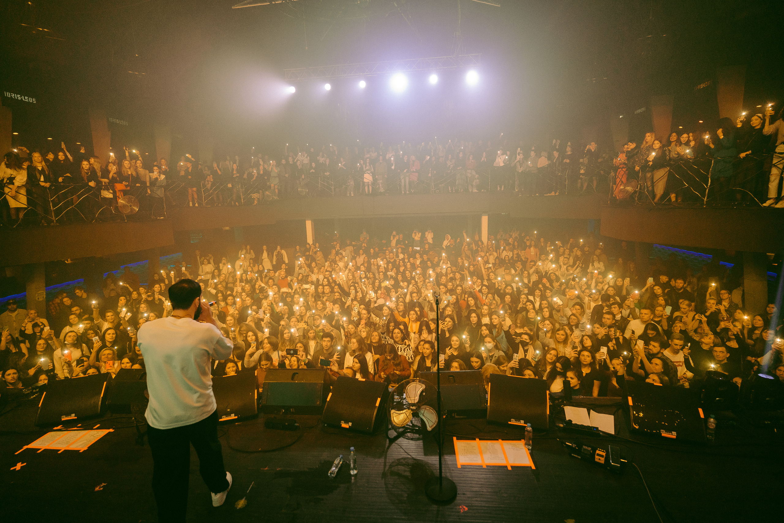 КОНЦЕРТ IDRIS & LEOS В ИЗВЕСТИЯ HALL. Репортажный и свадебный фотограф в Москве