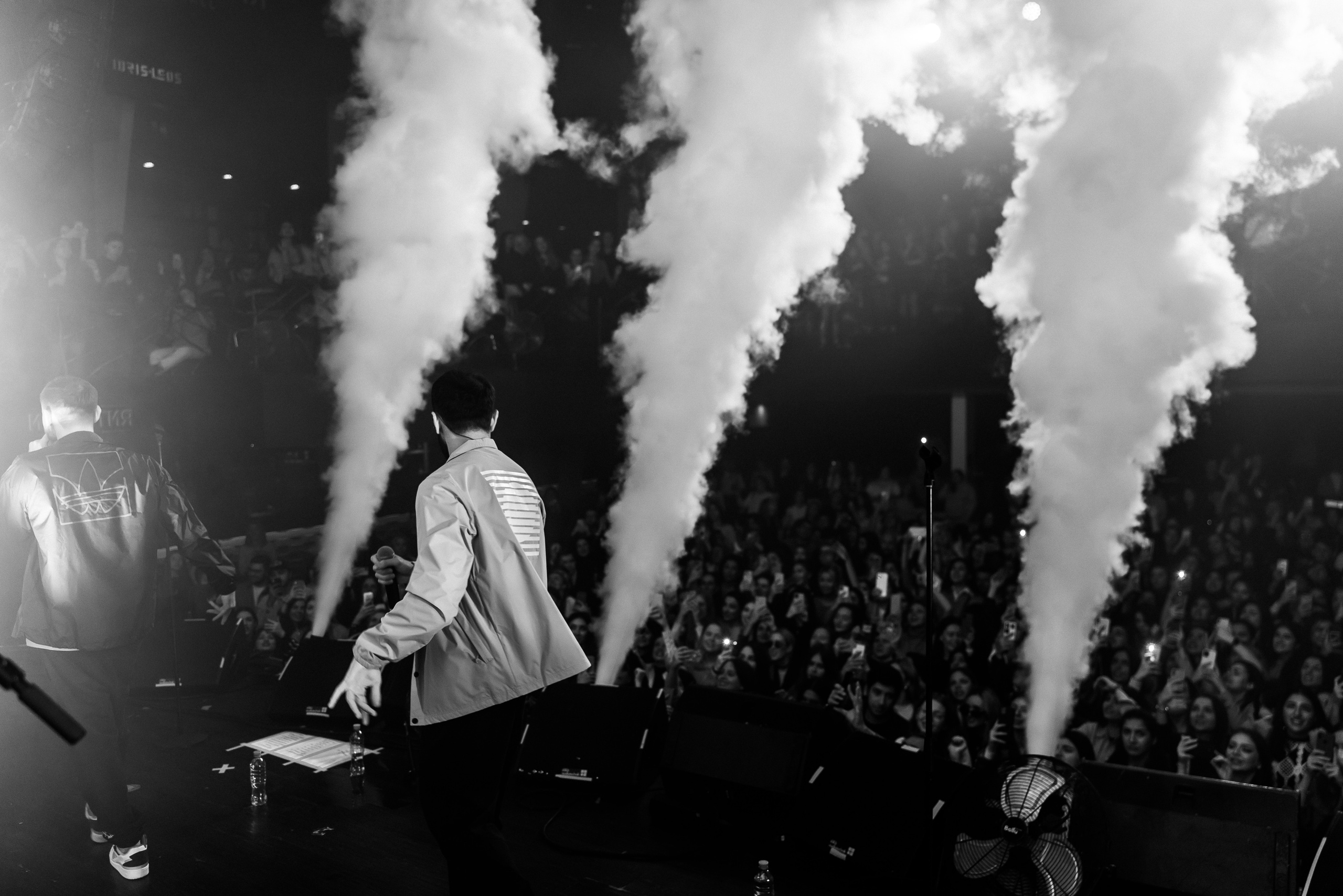 КОНЦЕРТ IDRIS & LEOS В ИЗВЕСТИЯ HALL. Репортажный и свадебный фотограф в Москве