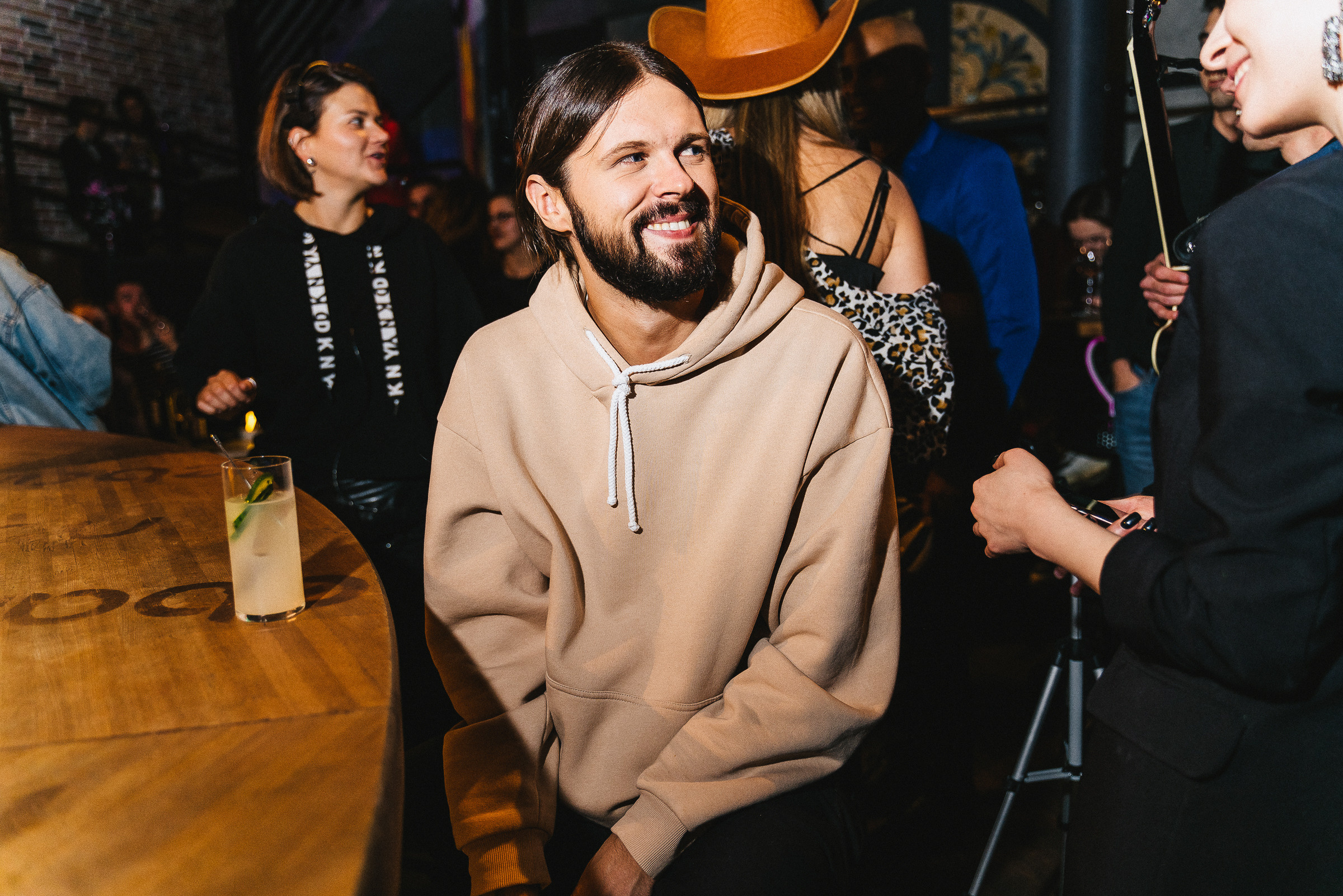БЭКСТЕЙДЖ ШОУ «БАР В БОЛЬШОМ ГОРОДЕ». Репортажный и свадебный фотограф в Москве