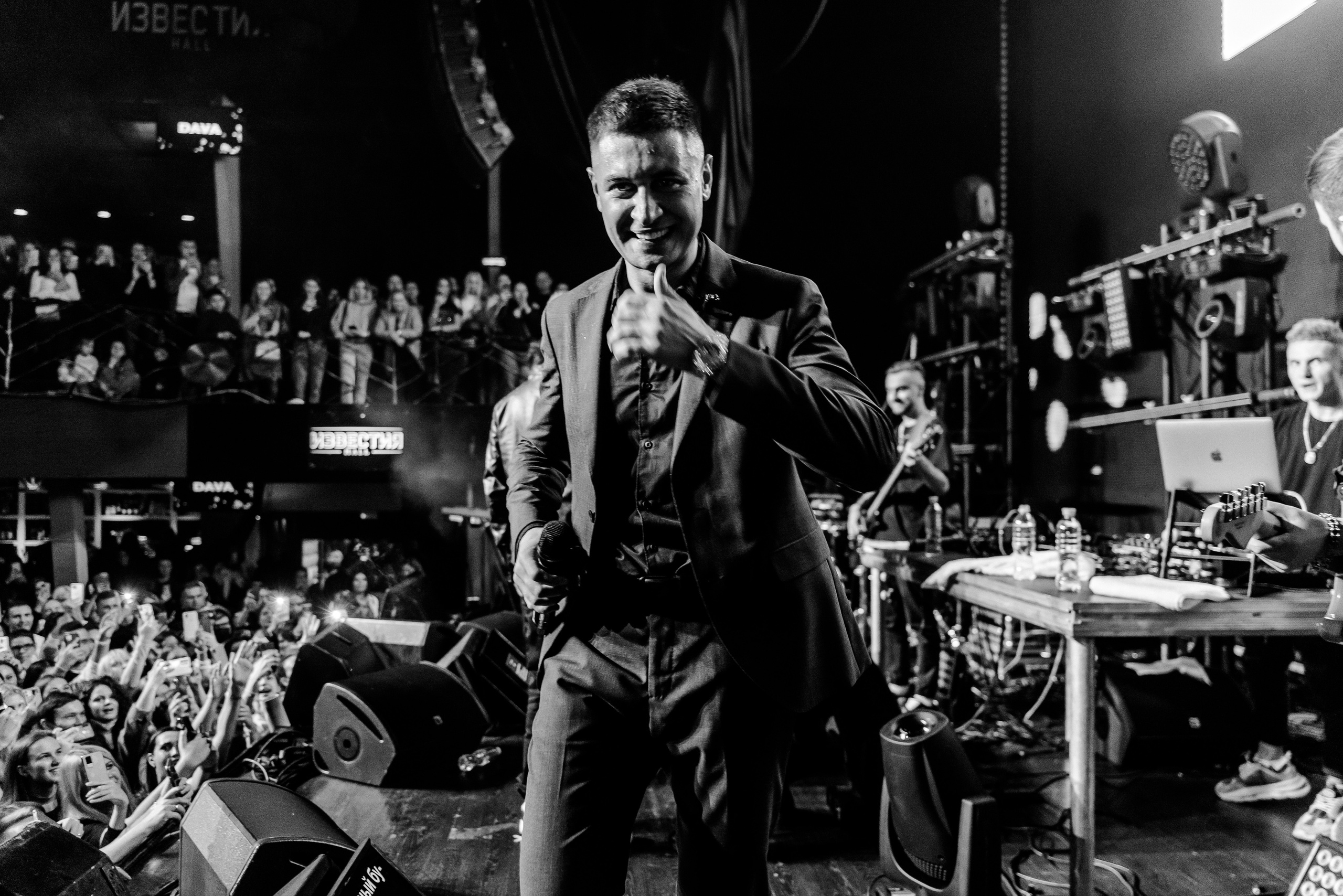 КОНЦЕРТ DAVA В ИЗВЕСТИЯ HALL. Репортажный и свадебный фотограф в Москве