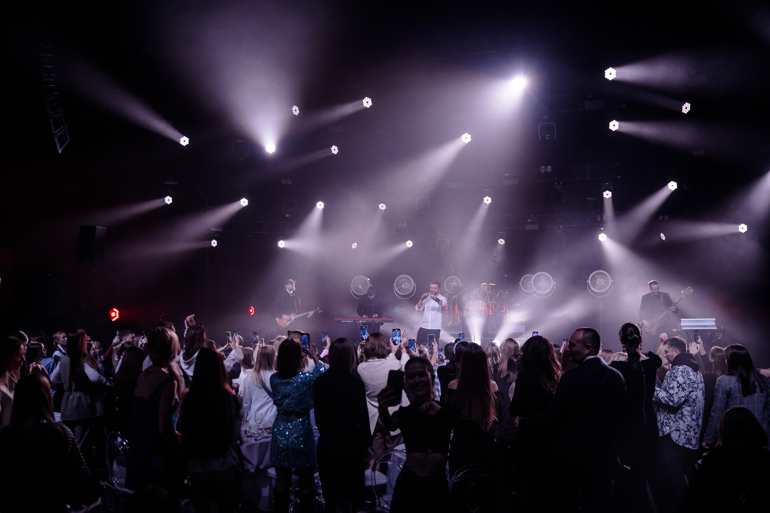 КОНЦЕРТ JONY В БАРВИХЕ. Репортажный и свадебный фотограф в Москве