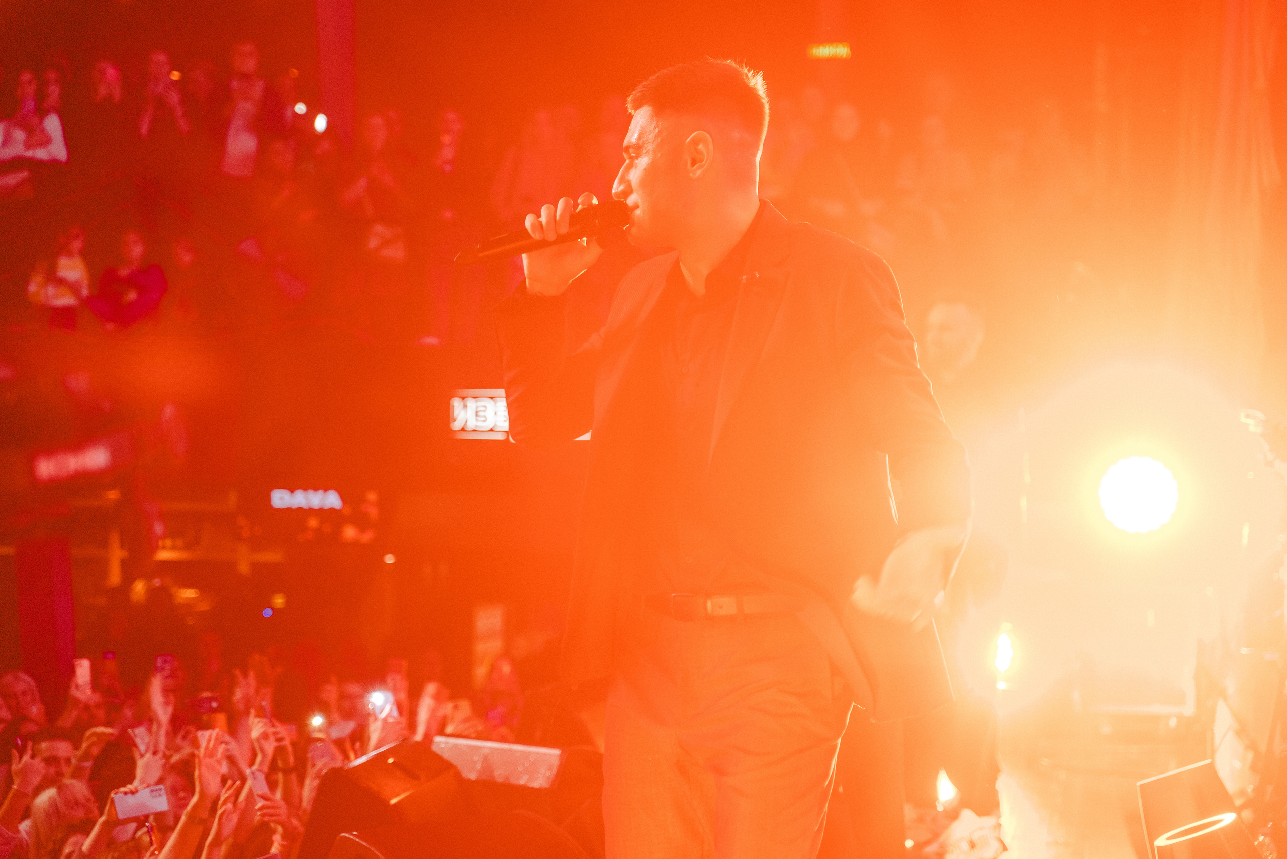 КОНЦЕРТ DAVA В ИЗВЕСТИЯ HALL. Репортажный и свадебный фотограф в Москве