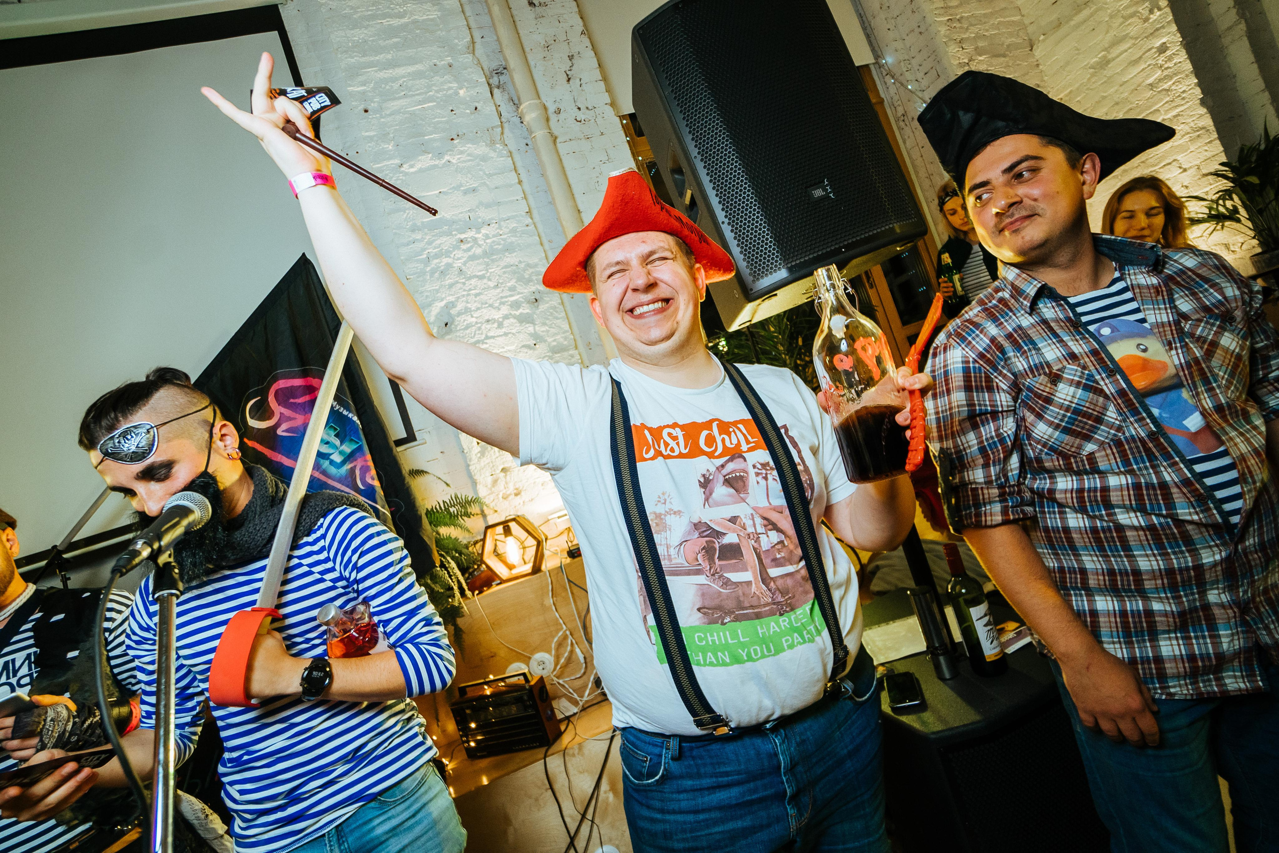 МУЗЫКАЛЬНЫЙ КВАРТИРНИК «СТЫКОВКА». Репортажный и свадебный фотограф в Москве