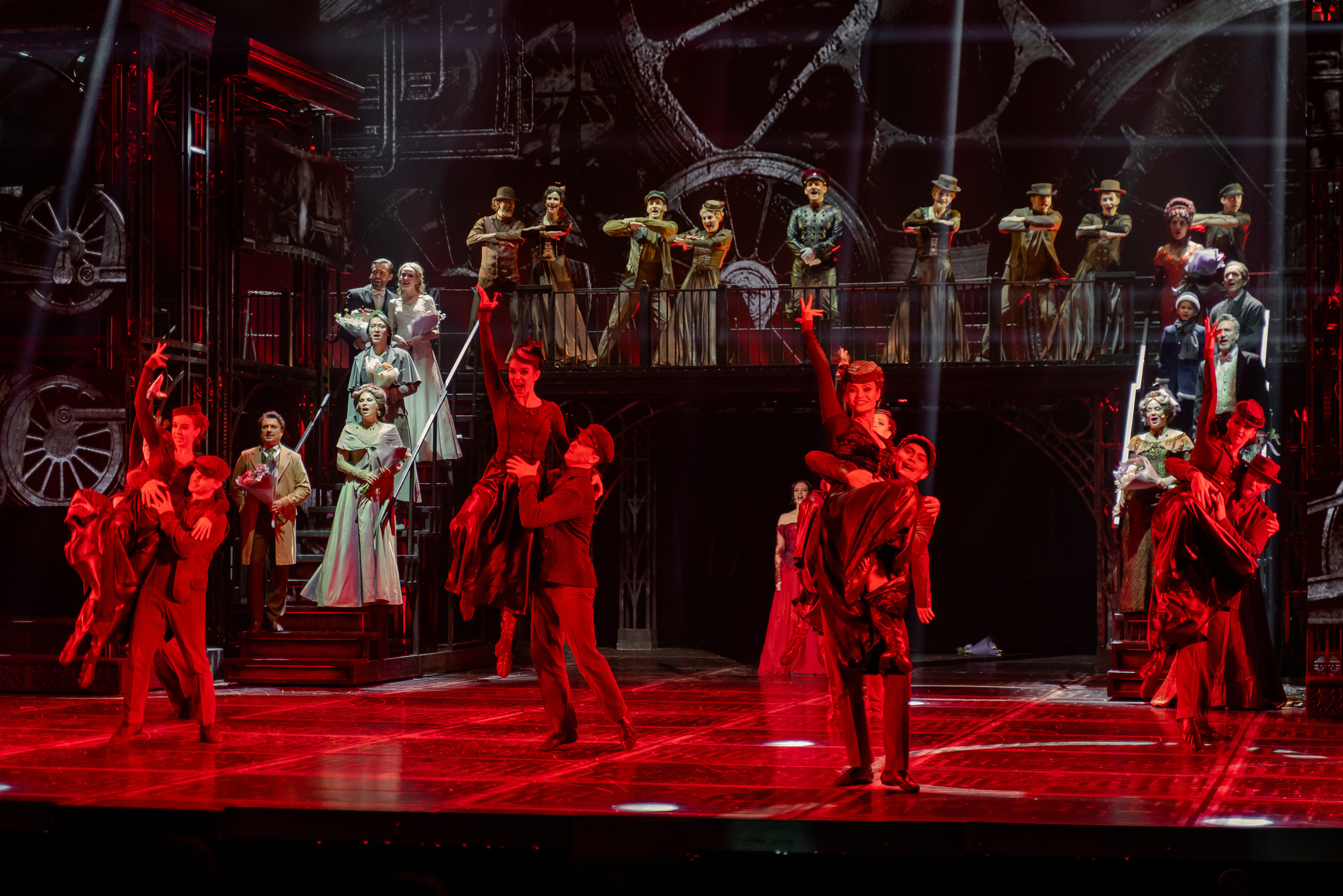 РЕПОРТАЖ С ОТКРЫТИЯ МЮЗИКЛА «АННА КАРЕНИНА». Репортажный и свадебный фотограф в Москве