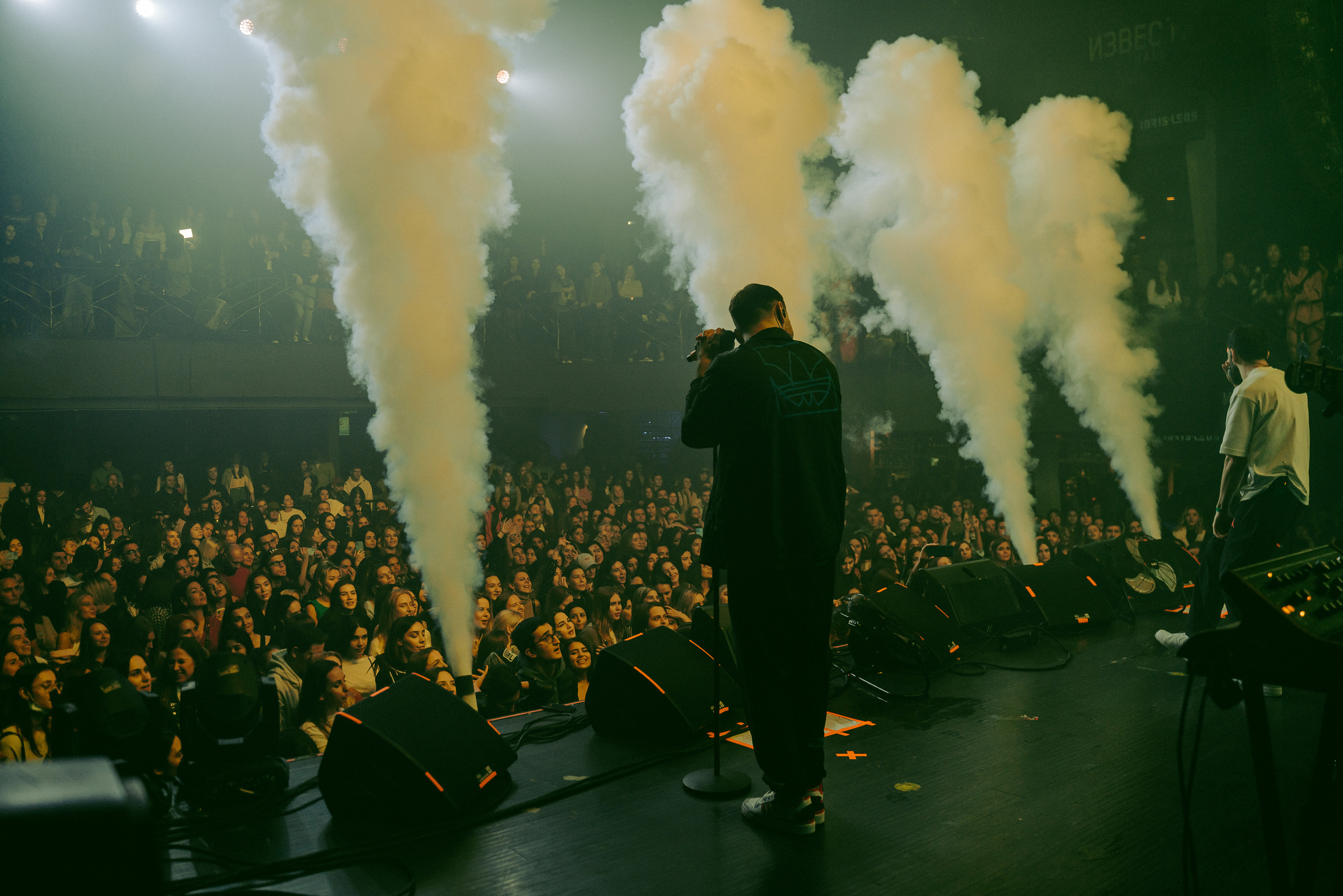 КОНЦЕРТ IDRIS & LEOS В ИЗВЕСТИЯ HALL. Репортажный и свадебный фотограф в Москве