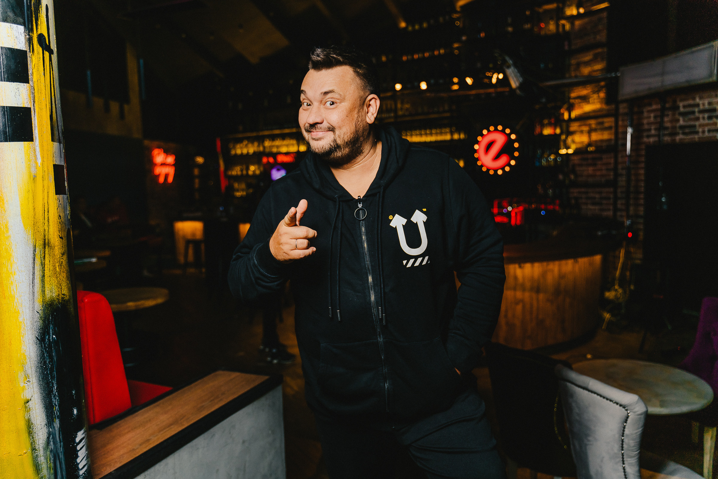 БЭКСТЕЙДЖ ШОУ «БАР В БОЛЬШОМ ГОРОДЕ». Репортажный и свадебный фотограф в Москве