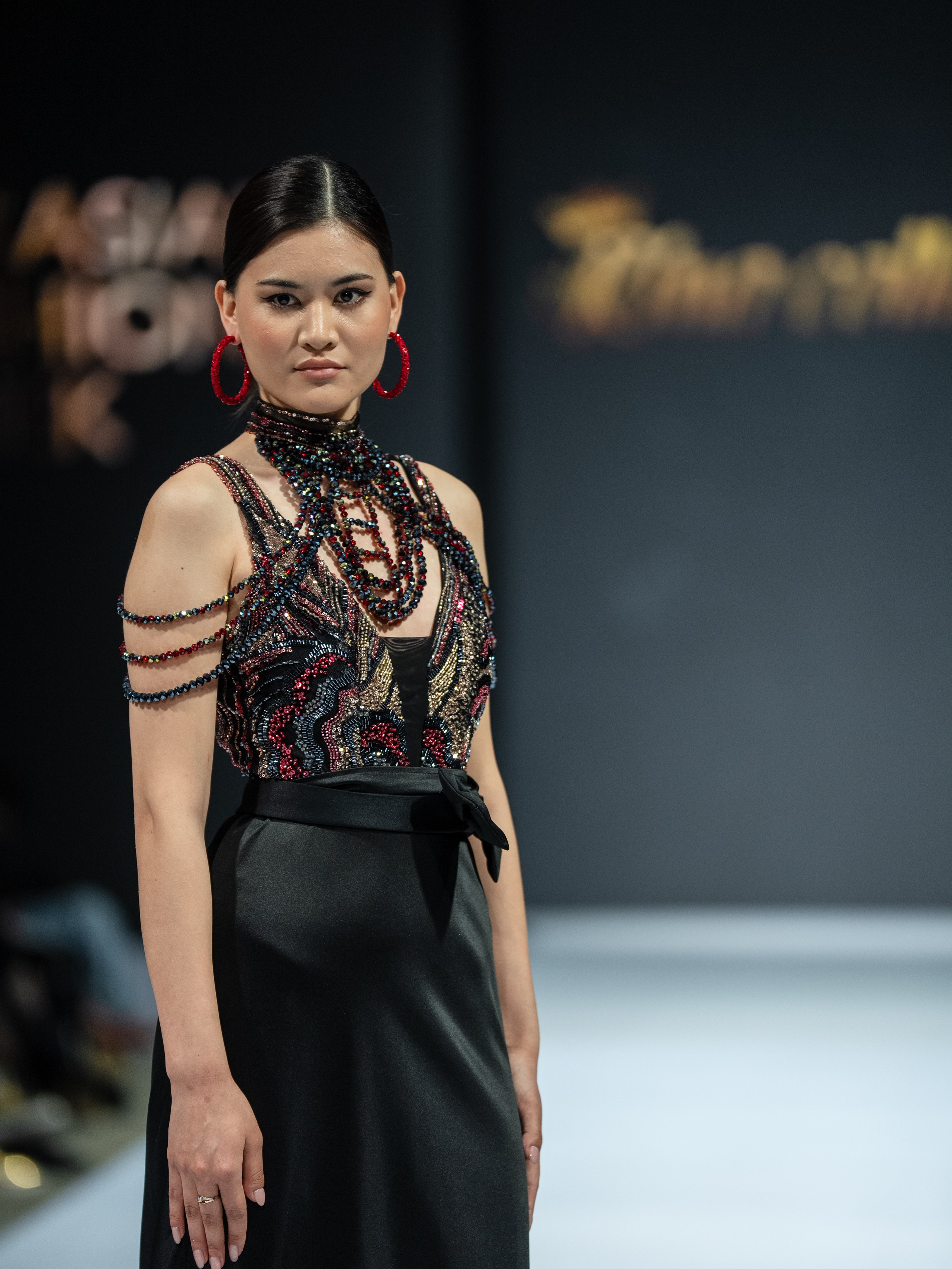 EURASIAN FASHION WEEK Rina Collection. Сайт Алматинского НЮ АРТ, будуар и фэшн фотографа Дениса Карпенко