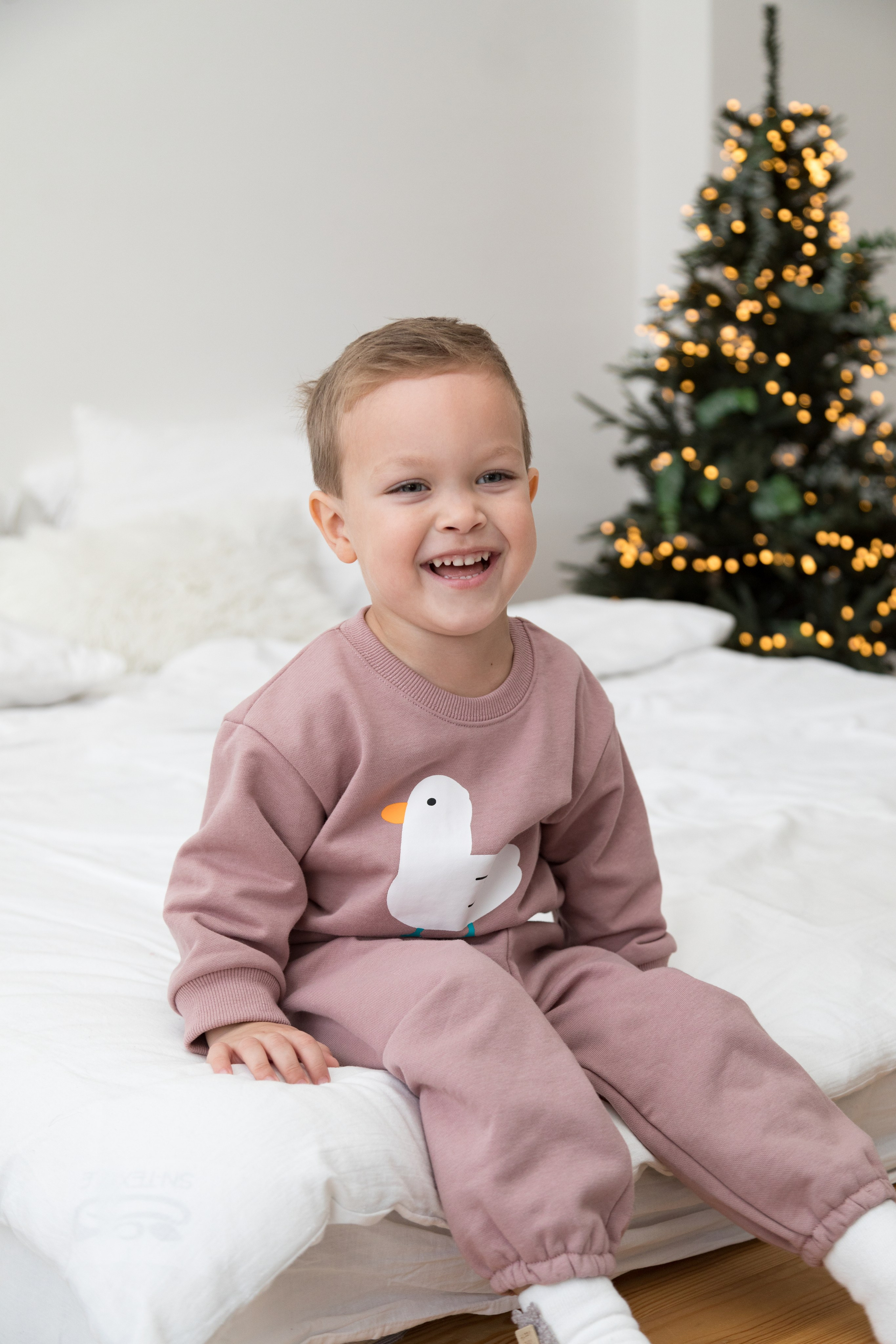 Фотосессия детской одежды для маркетплейсов Wildberries, Ozon. Детский и контент фотограф Надя Волкова Санкт-Петербург