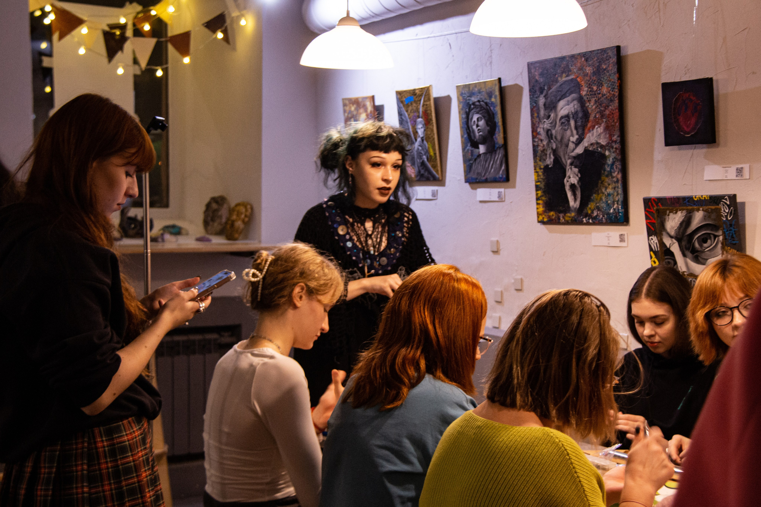 Кофейня Катартика, открытие выставки «Мистика» 3.10.2024. Janie valde | visual artist