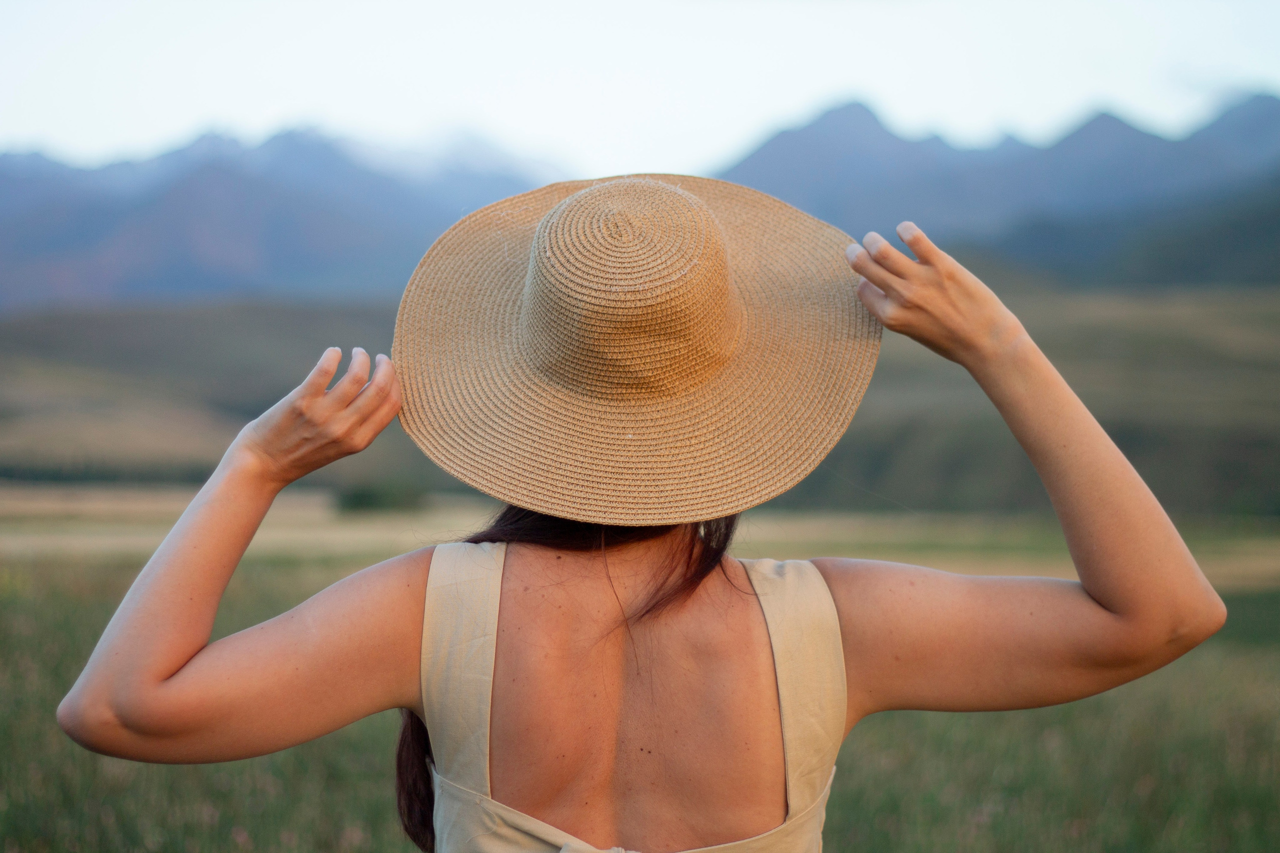Эллодия в закатном солнце