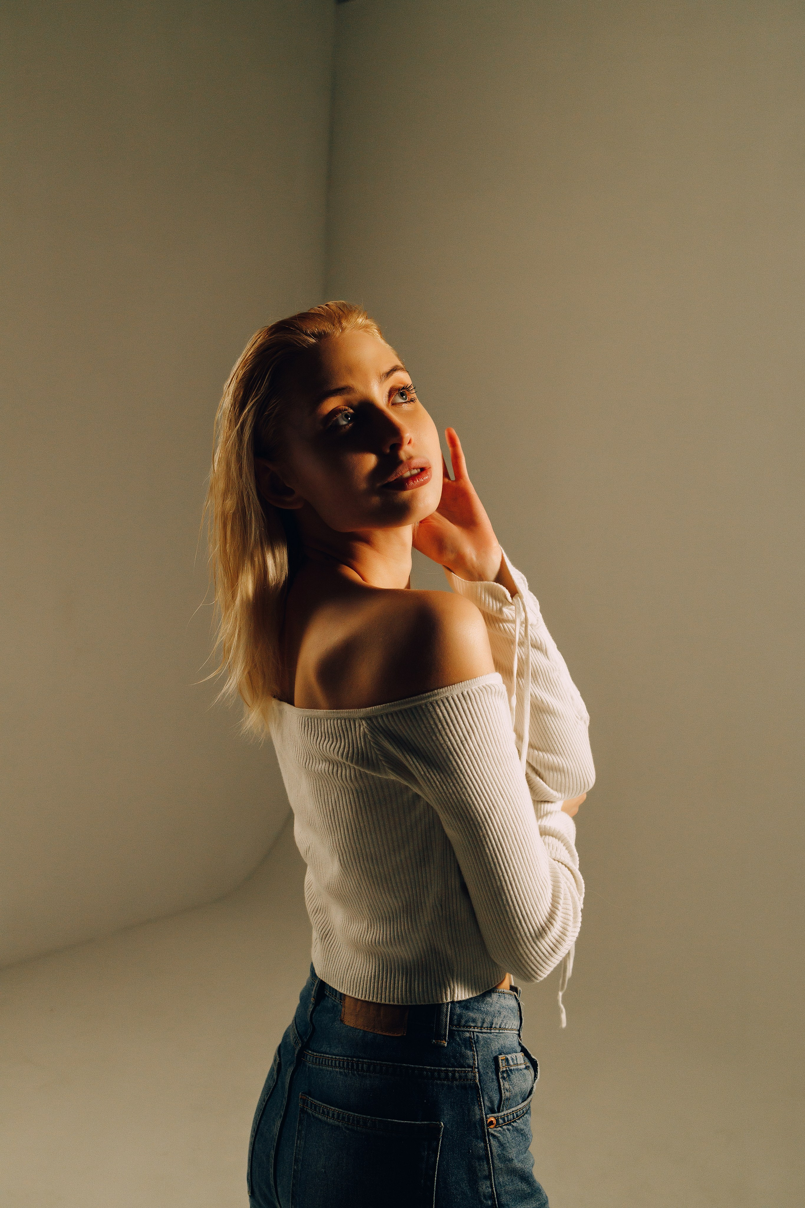 Студийная фотосъемка Дарьи. Выпускные альбомы в Серпухове