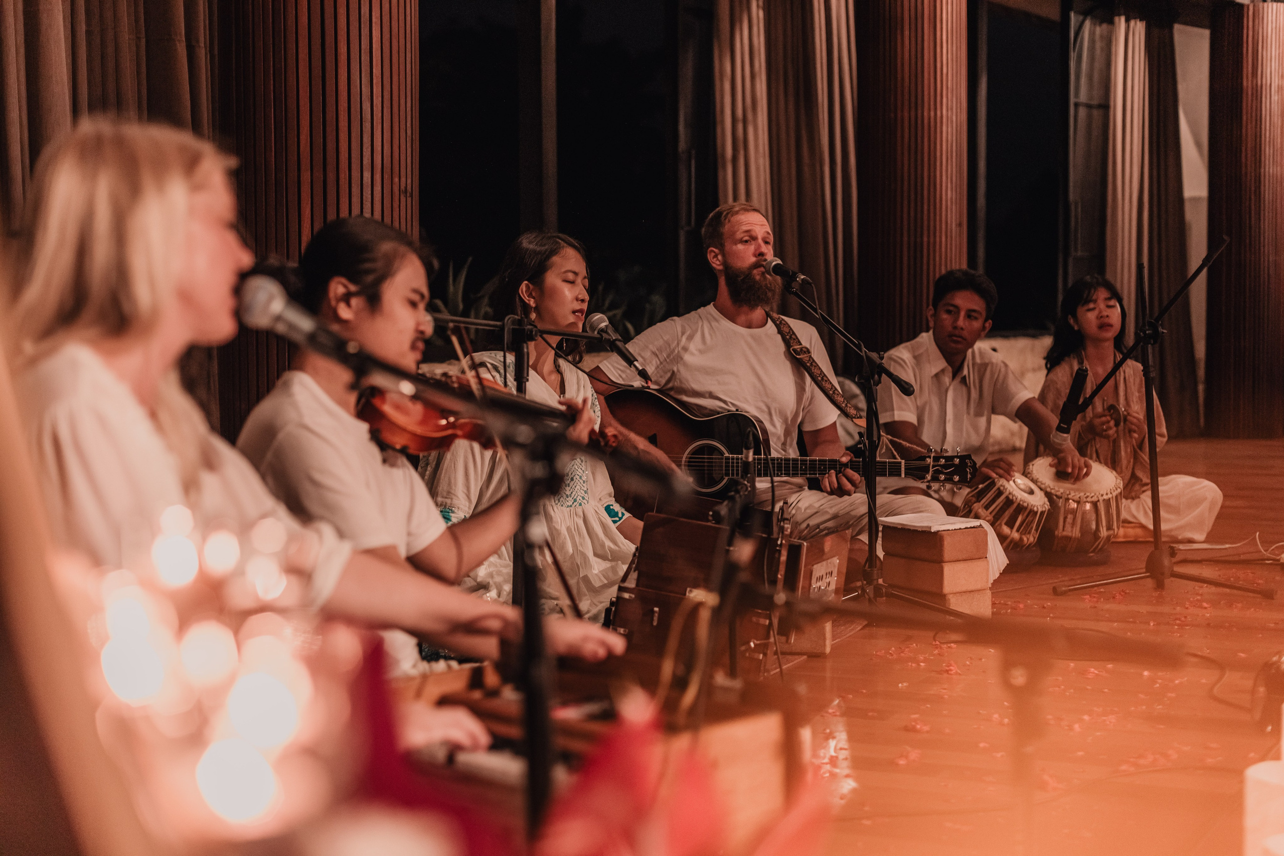 Kirtan at Soulshine nov. Мариам Багдасарян
