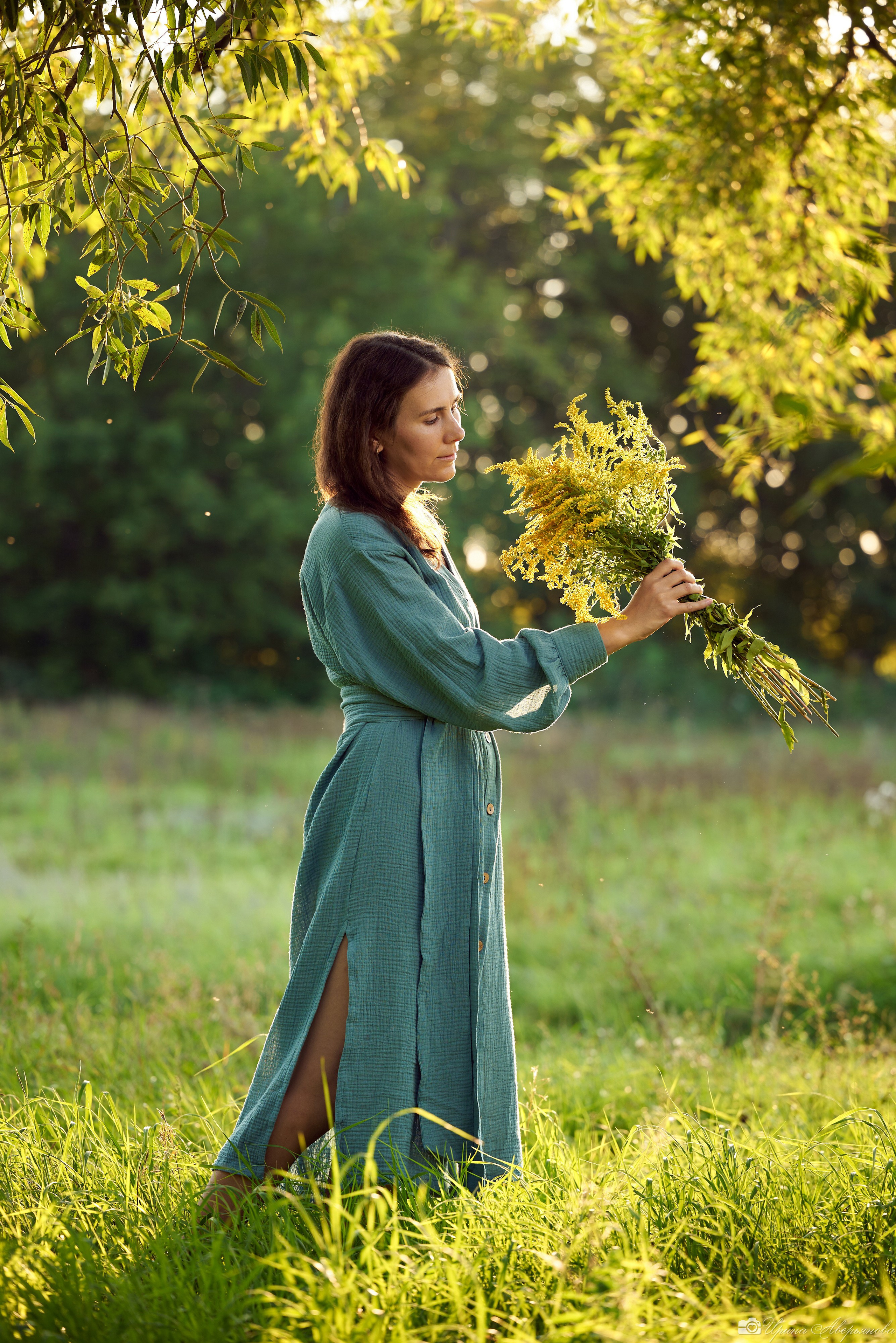 Фотосессия девушки на природе летом. Фотограф в Ульяновске Ирина Аверьянова