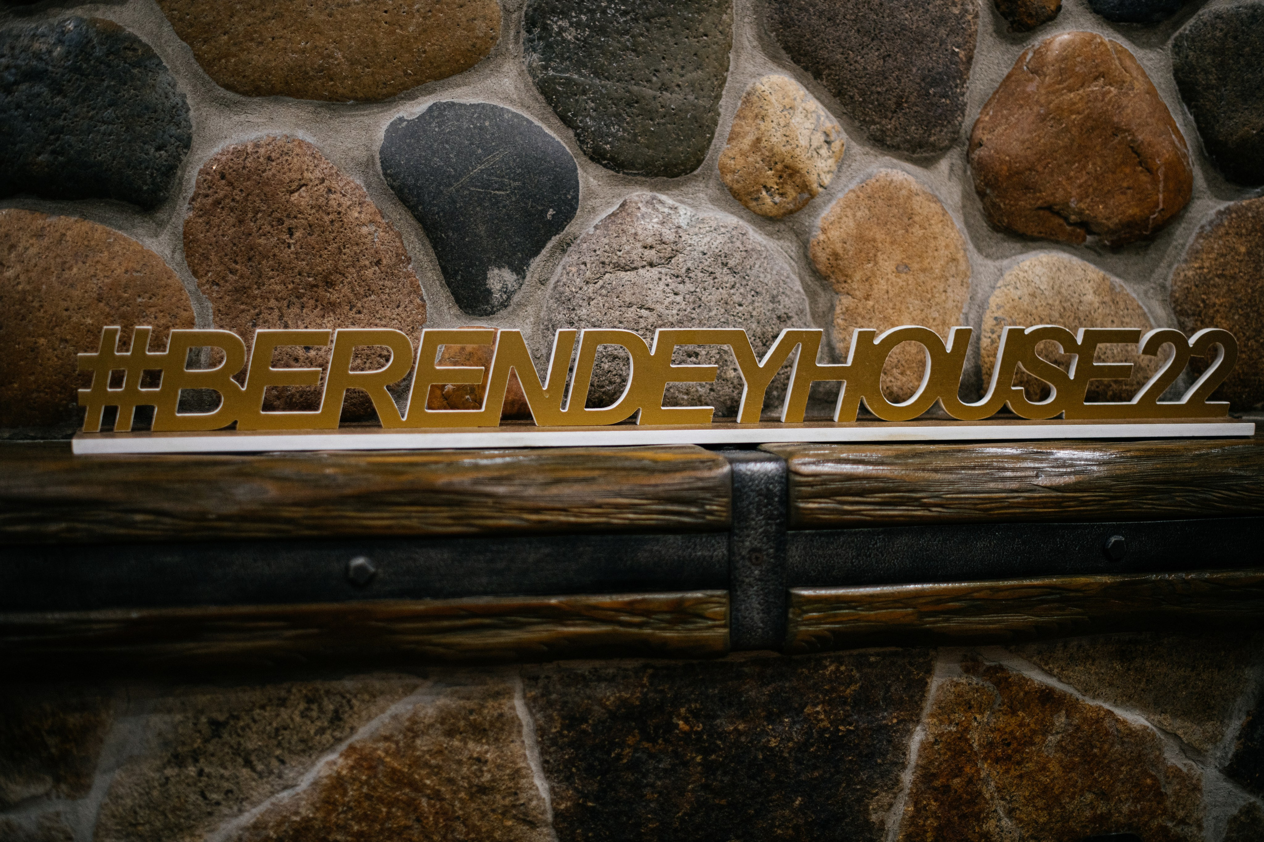 alt="Свадебная фотосессия в Барнауле. Свадебный фотограф Анна Глухова"