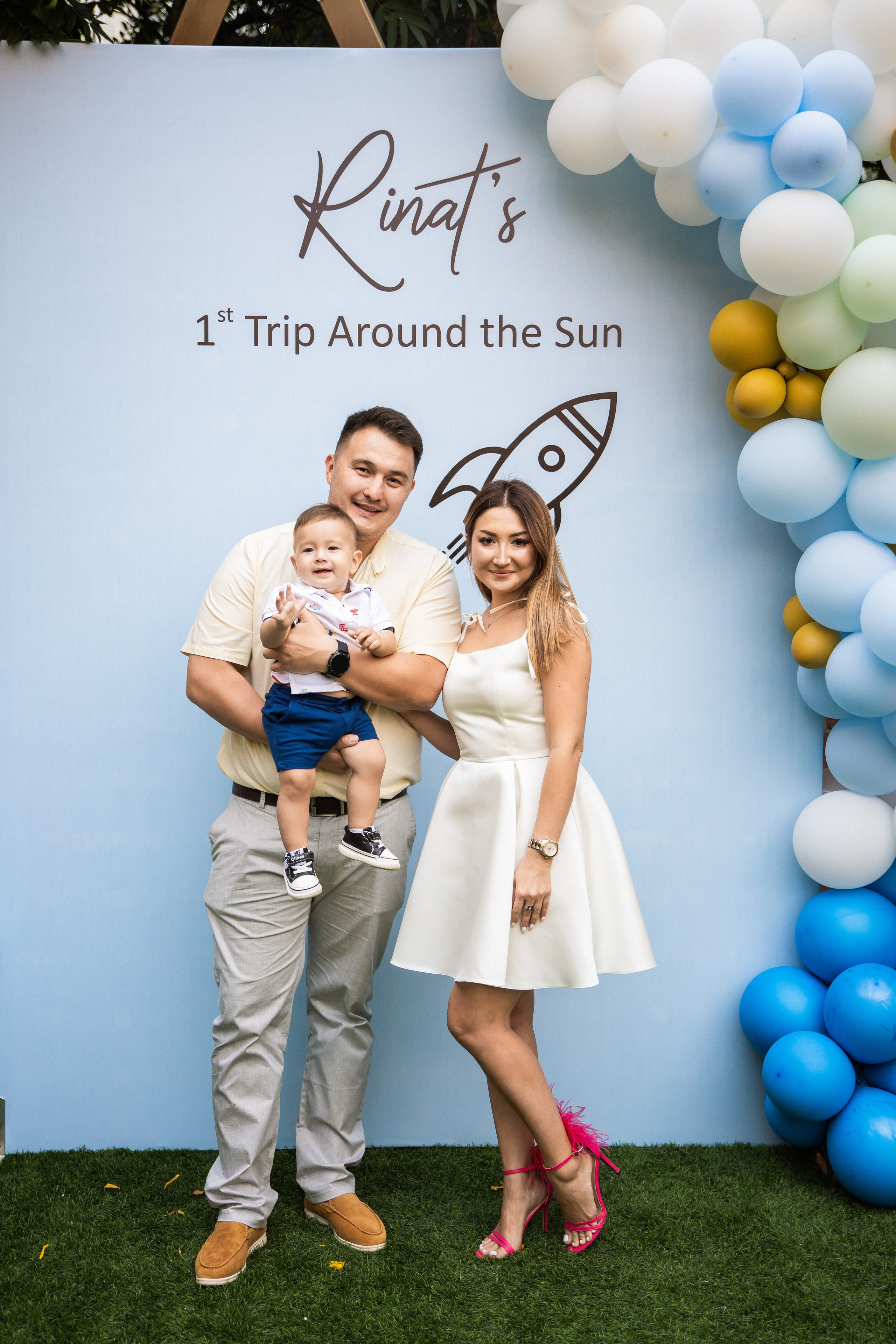 Rinat's 1st Trip Around the Sun. Свадебный и студийный фотограф в Алматы Ильяс Кырбаев