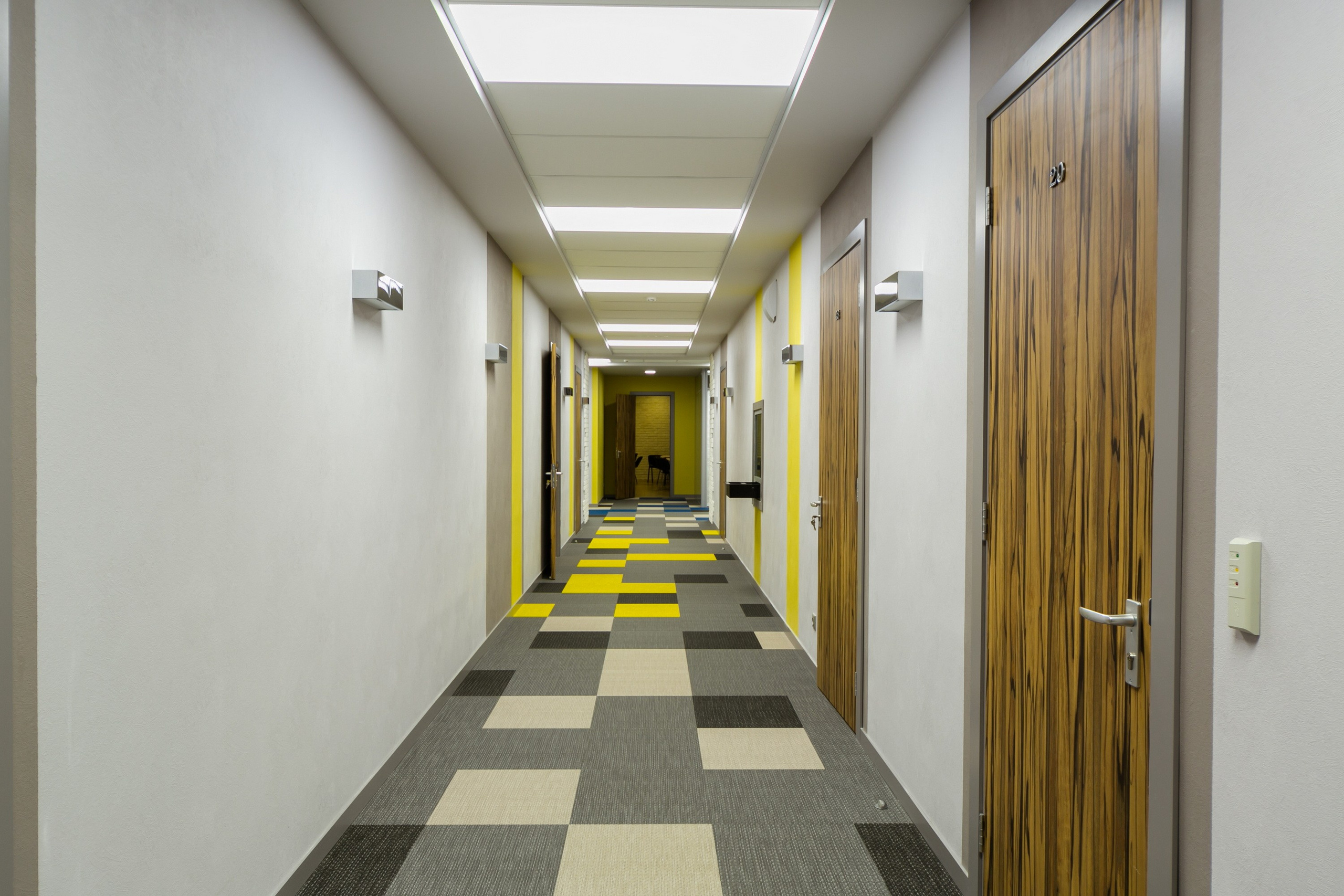 Офисное помещение в бизнес-центре