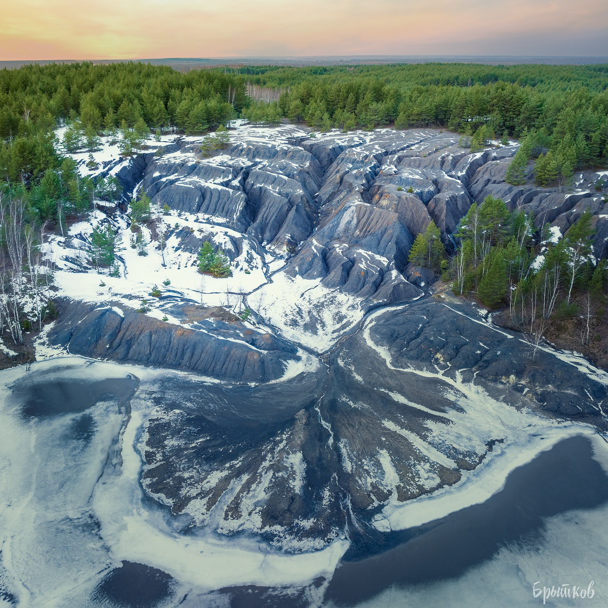 озеро Бам Суворов карьеры