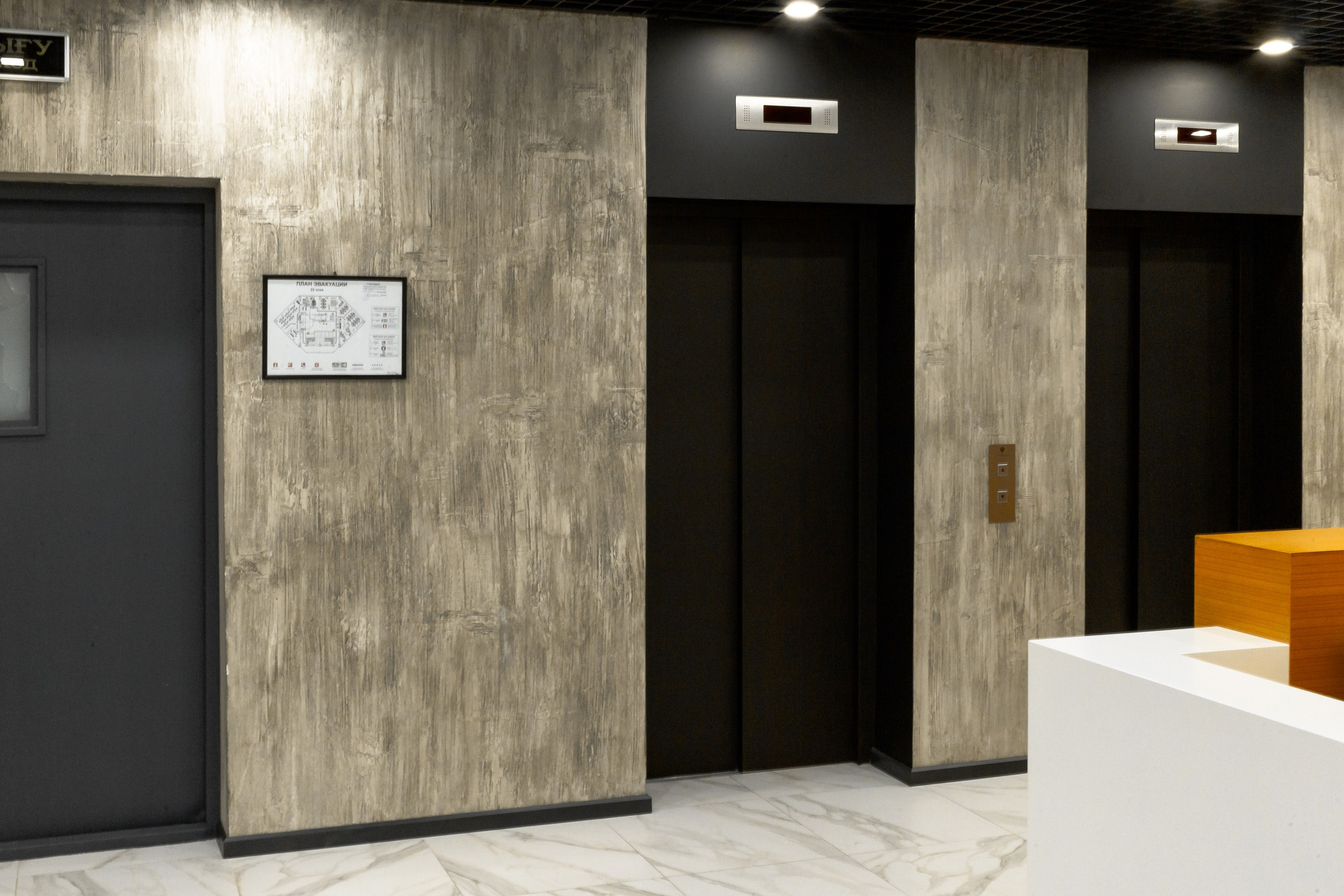 Mercure space. Репортажный фотограф в Алмате Чумаков Георгий