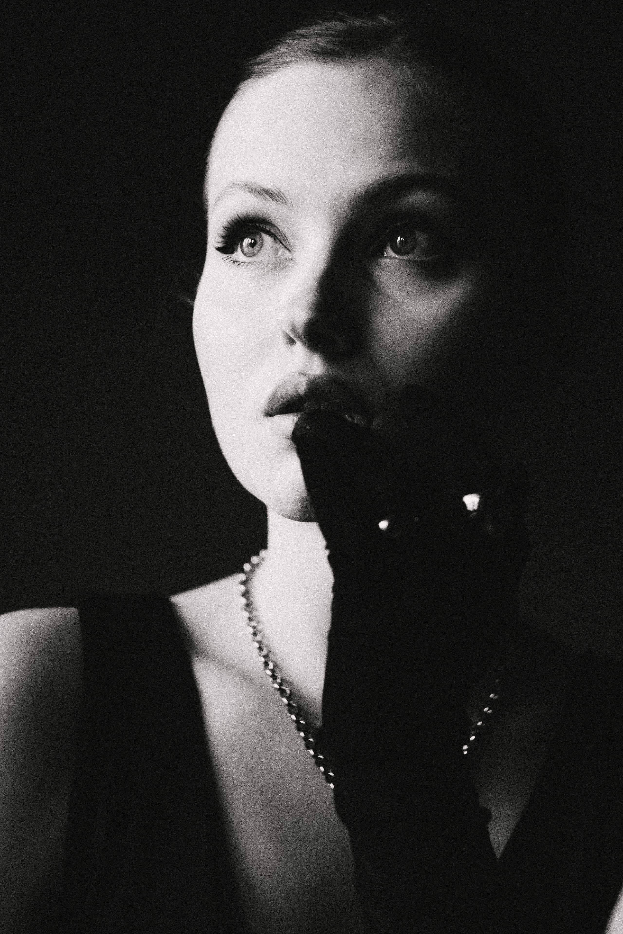 Вероника. About