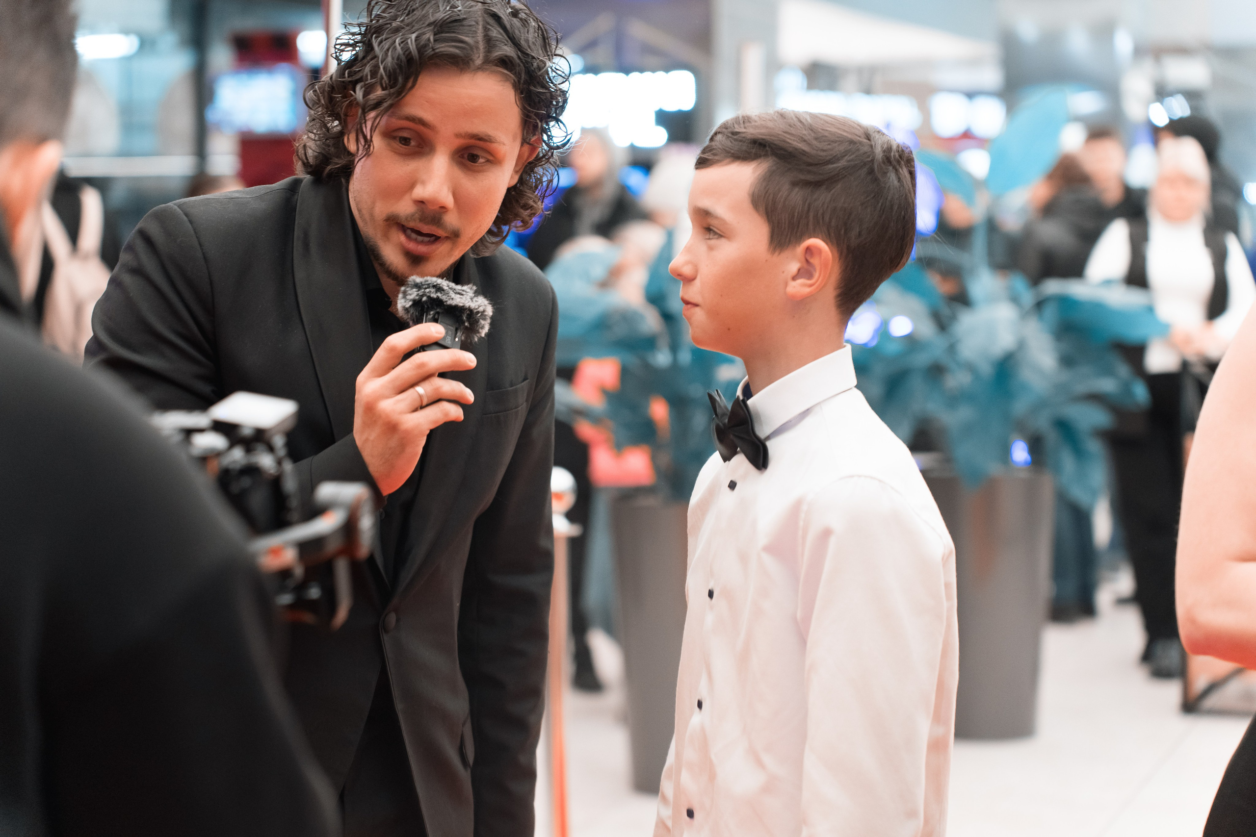 Веб-сериал «МЫ». Для тех, кто не ждёт удачи, а создаёт её. Каждая фотосессия — это твой момент, твой стиль, твой успех. 📸