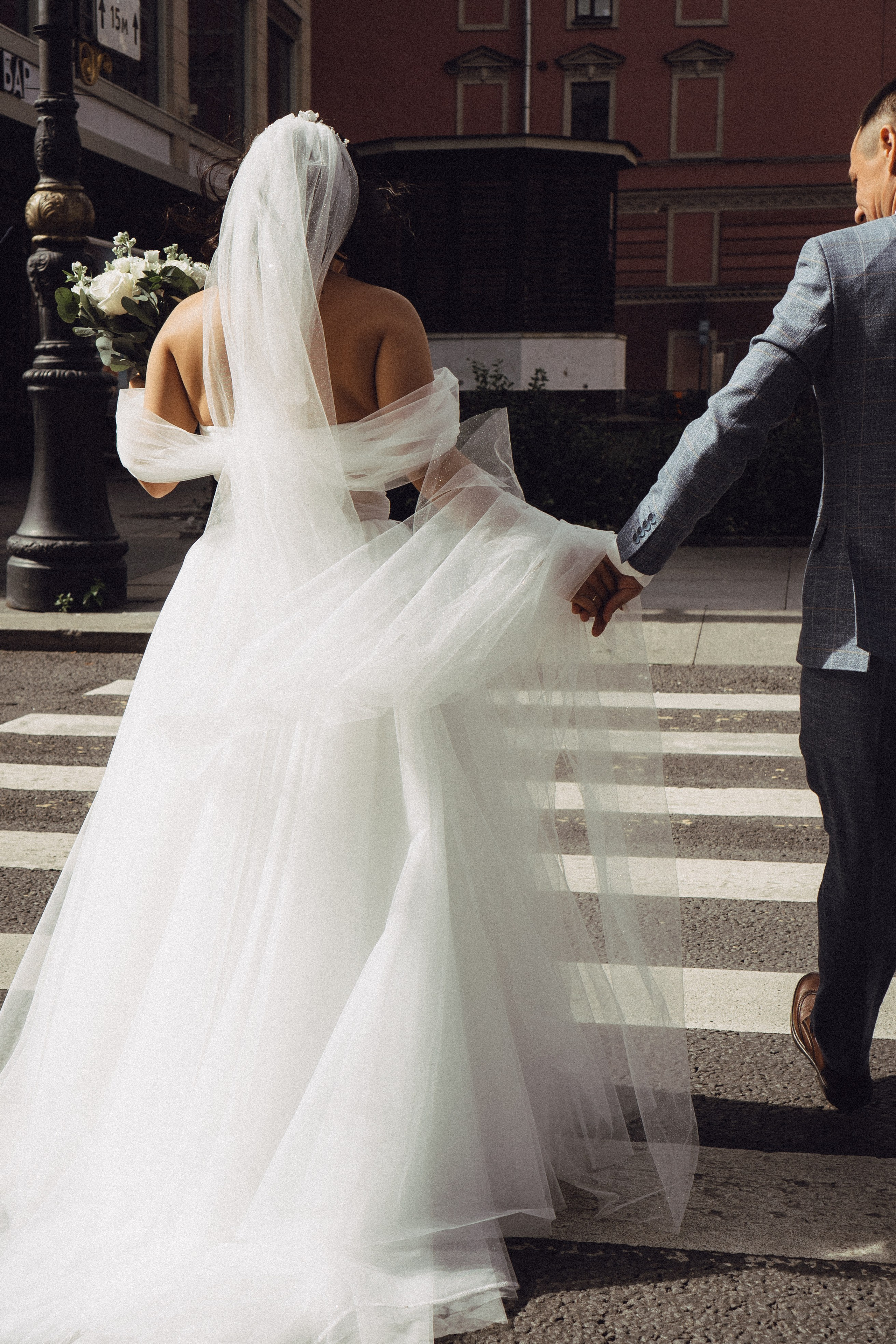 СВАДЕБНАЯ ПРОГУЛКА РЕСТОРАН МЫ ЖЕ НА ТЫ И ФОТОСЕССИИЯ С АВТОМОБИЛЕМ. Профессиональный фотограф, Санкт-Петербург — Виктория Богомолова