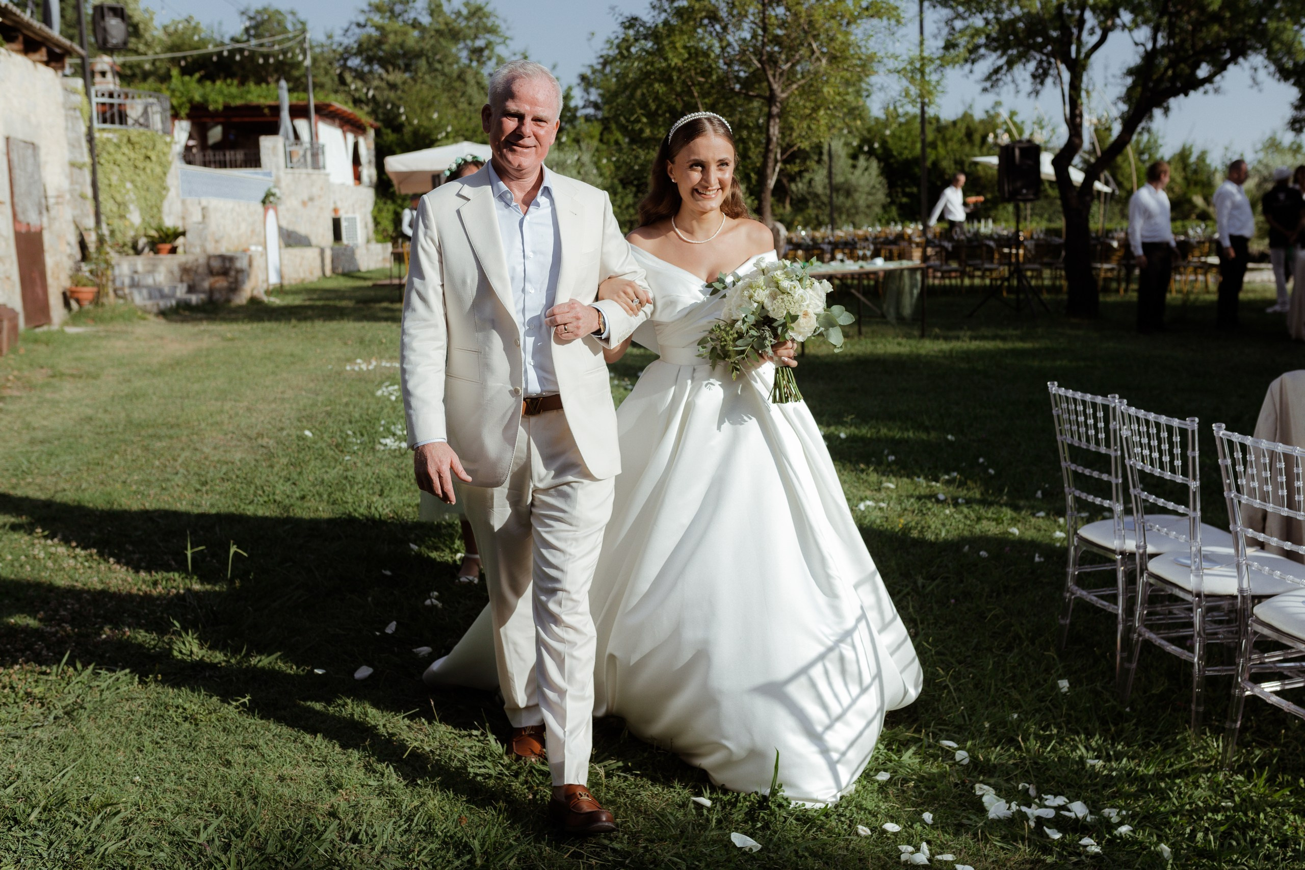 Julie and George. Elopement Wedding Photographer