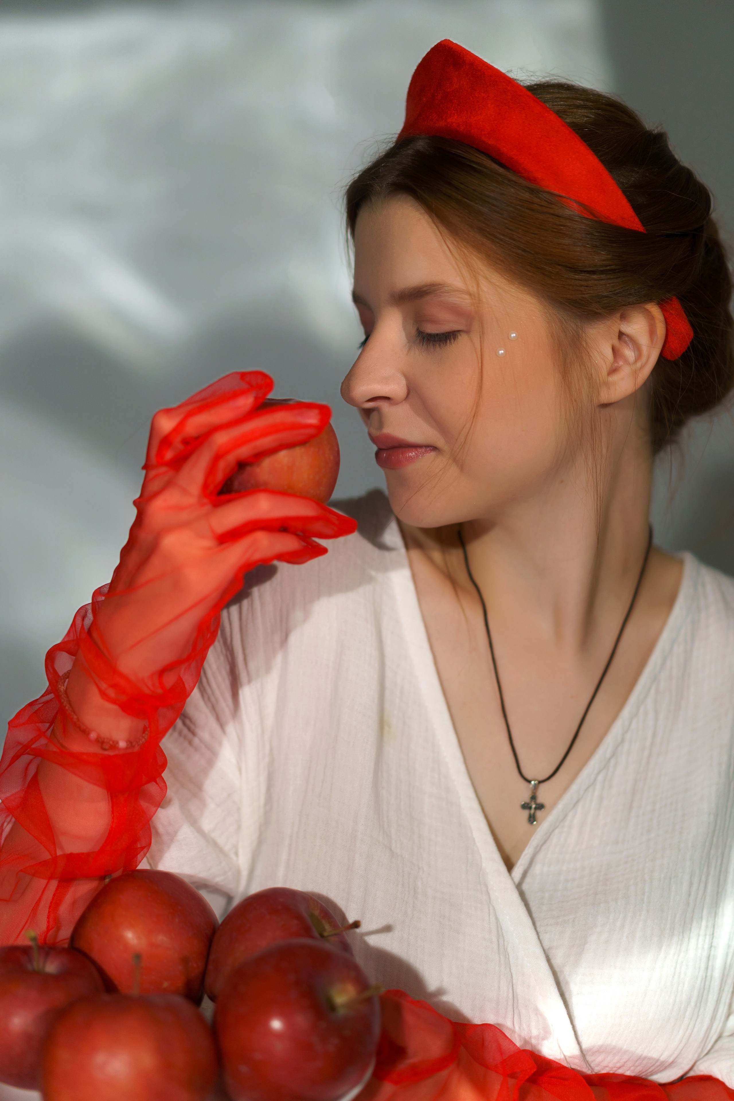 Женская фотосессия, индивидуальная съемка, студийный портрет, фотосессия в студии, индивидуальная фотосессия. Главная