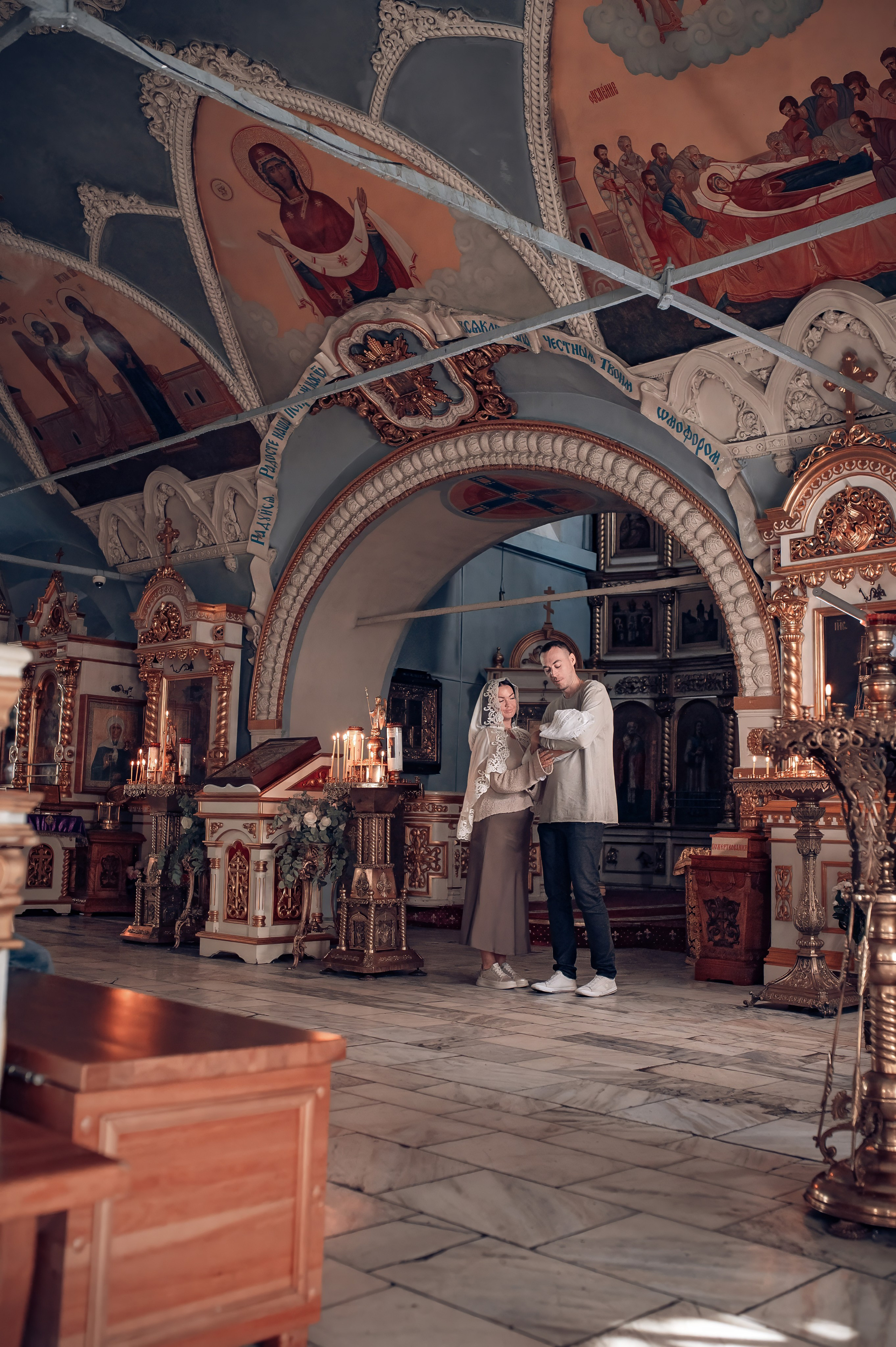 Крещение Аглайи в Покровском кафедральном соборе. Фотографы крещения/венчания  Красноярск Татьяна и Вячеслав Переваловы