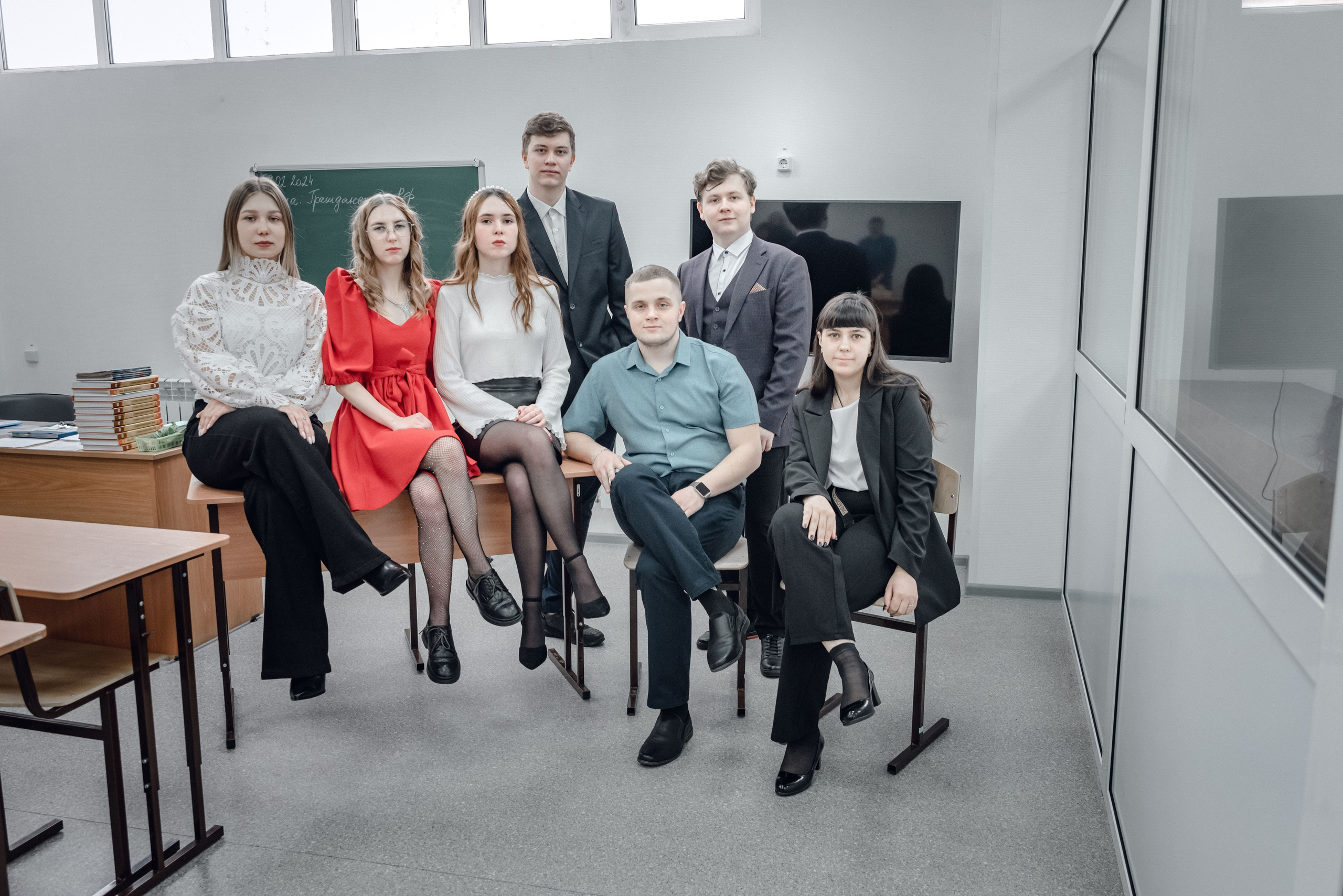 Выпускники колледжа. Фотограф из Ленинска-Кузнецкого! Почувствует именно тебя)