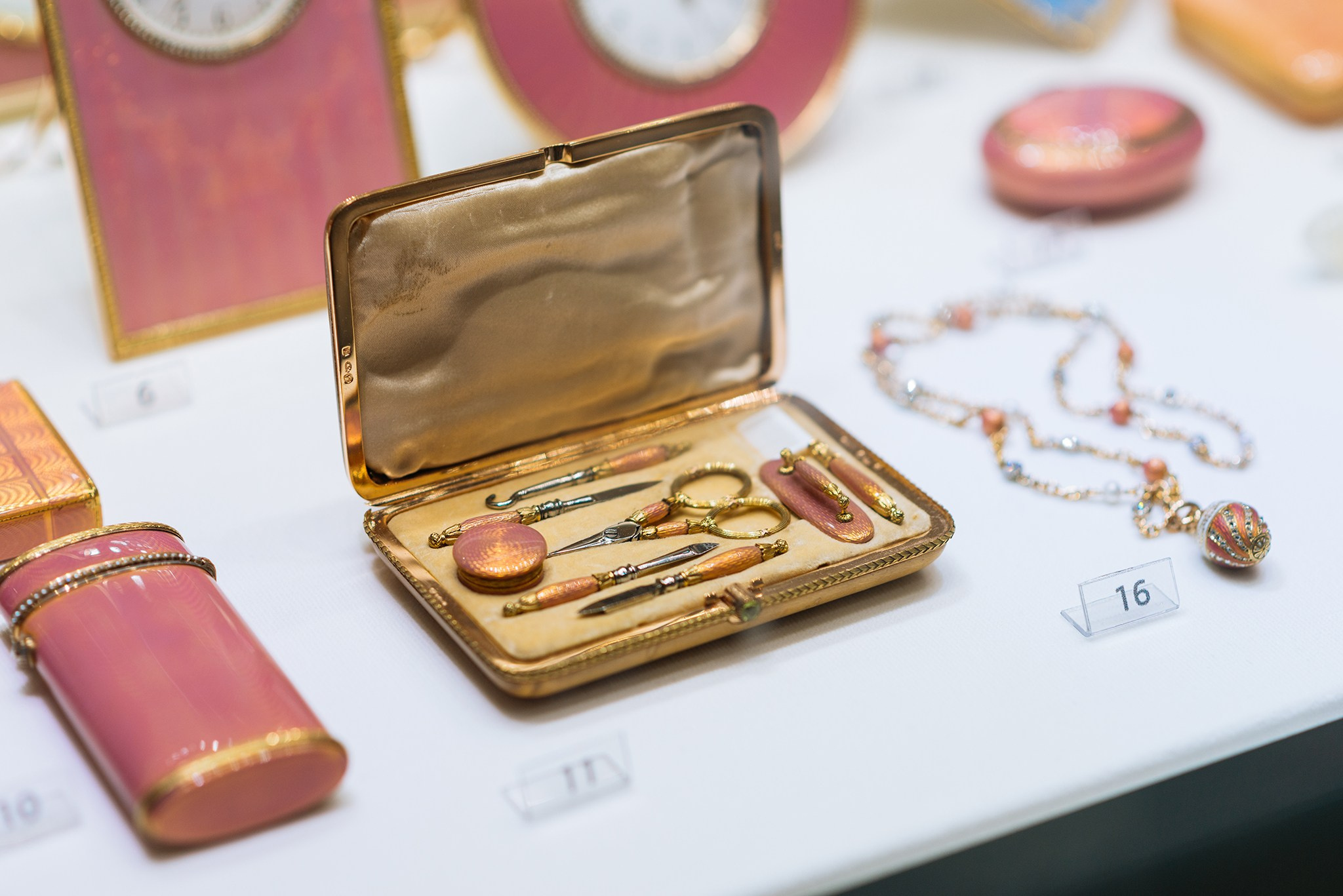 Егор Шапиро. Экскурсия в музей Фаберже. Ноябрь 24. Репортажный фотограф в Санкт-Петербурге Анастасия Клёпова