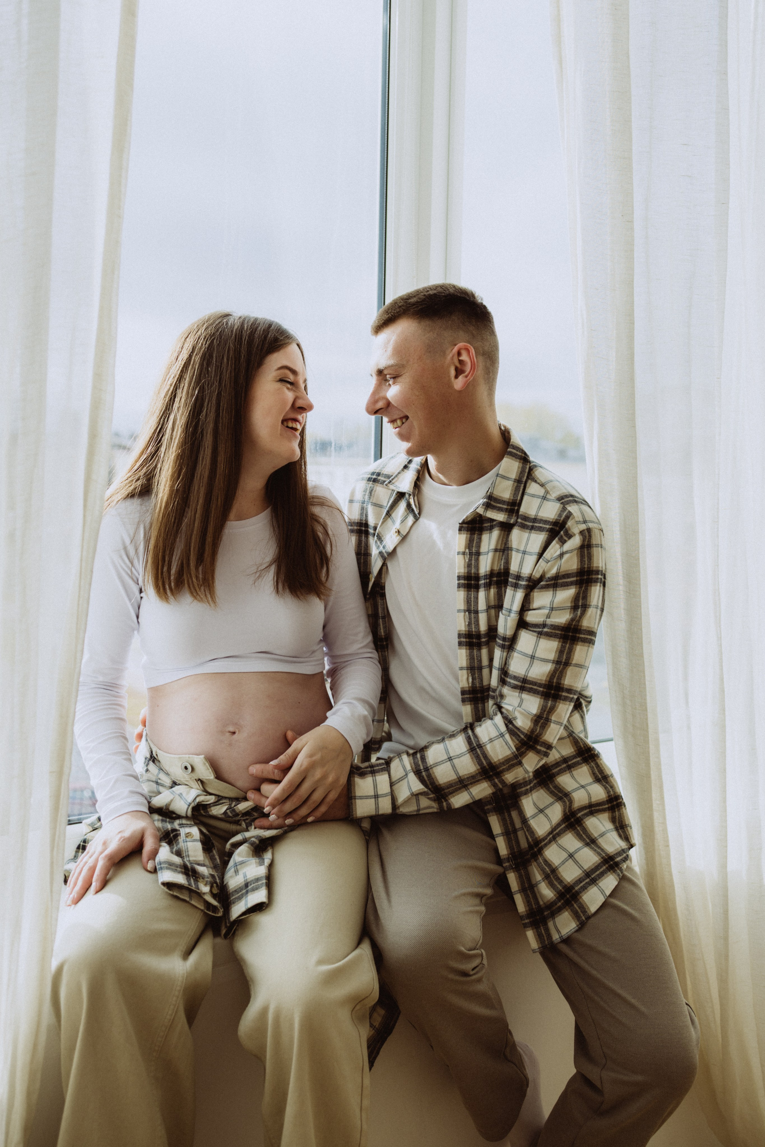 Фотосессия беременности в студии. Семейный фотограф в Минске — Алина Тиханович