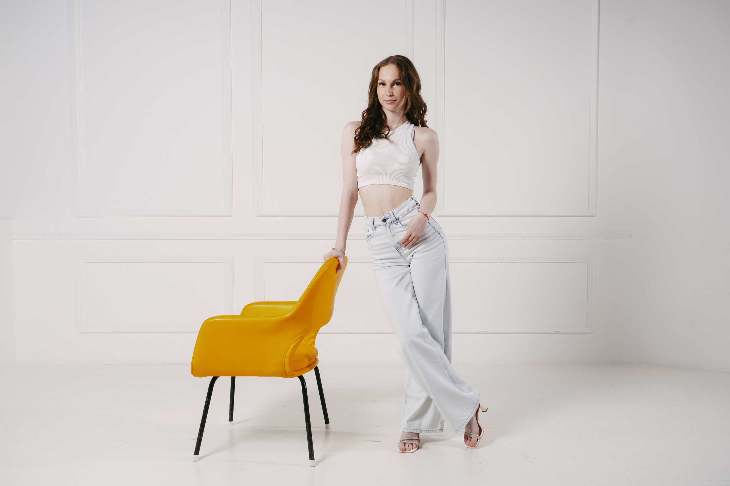 Фотосессия Ринаты. Минимализм, свет и танец. Фотограф Гильмутдинов Руслан