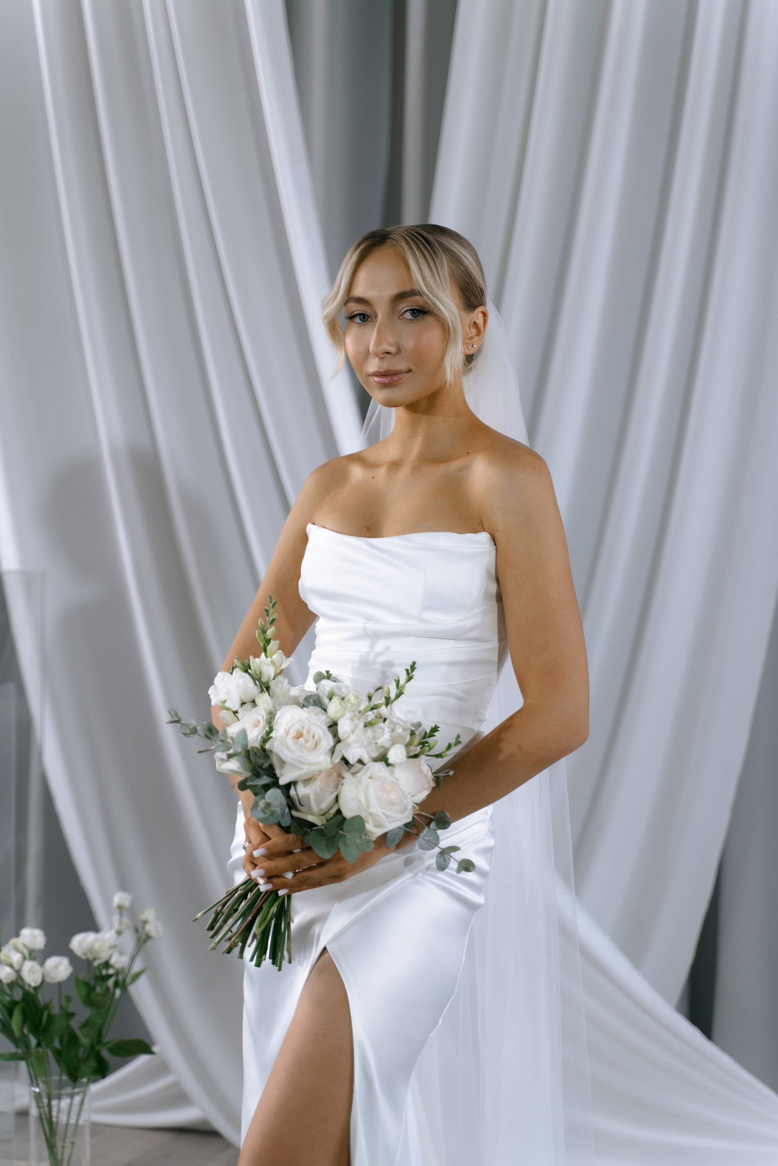 Денис и Виолетта. Свадебный фотограф Анастасия Хабарова в Новоуральске и Екатеринбурге